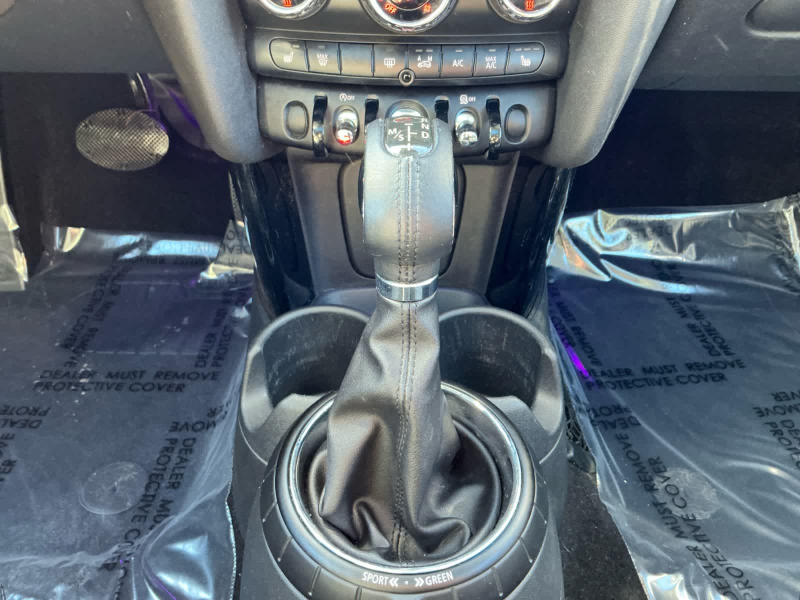 used 2016 MINI Hardtop 4 Door car, priced at $10,399