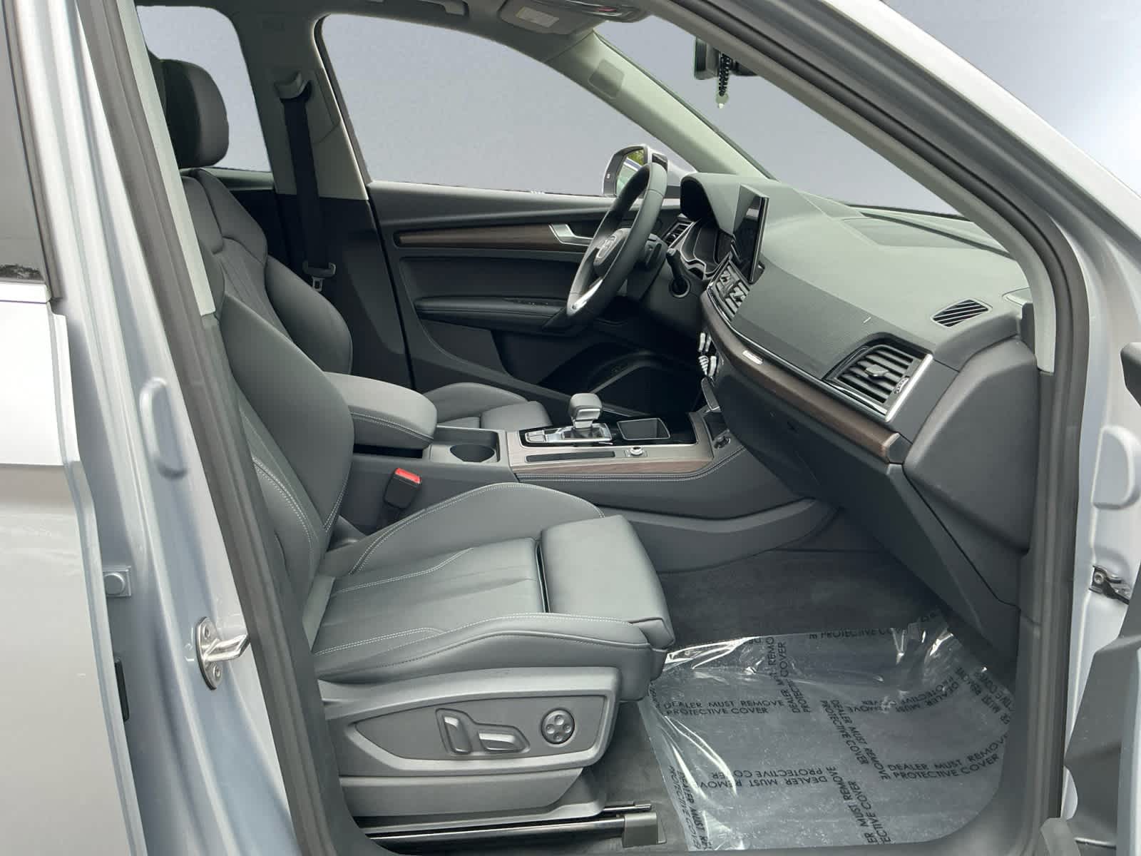 used 2024 Audi Q5 car, priced at $47,998