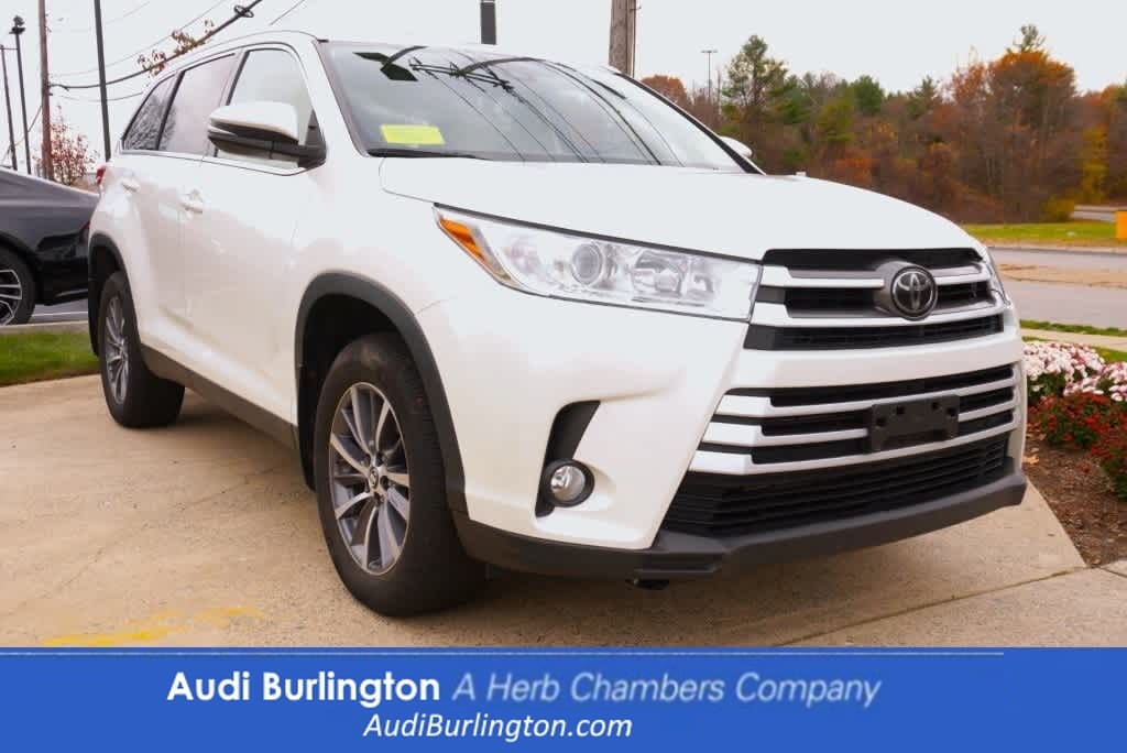 used 2019 Toyota Highlander car, priced at $25,998