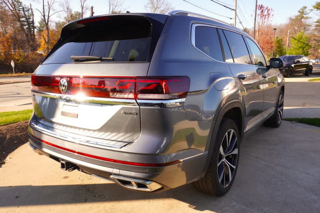 used 2024 Volkswagen Atlas car, priced at $43,498