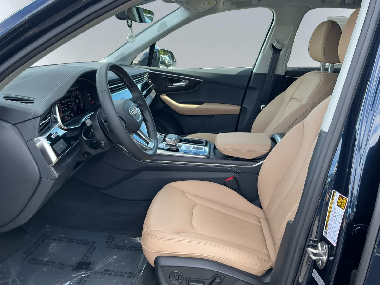 used 2025 Audi Q7 car, priced at $56,999