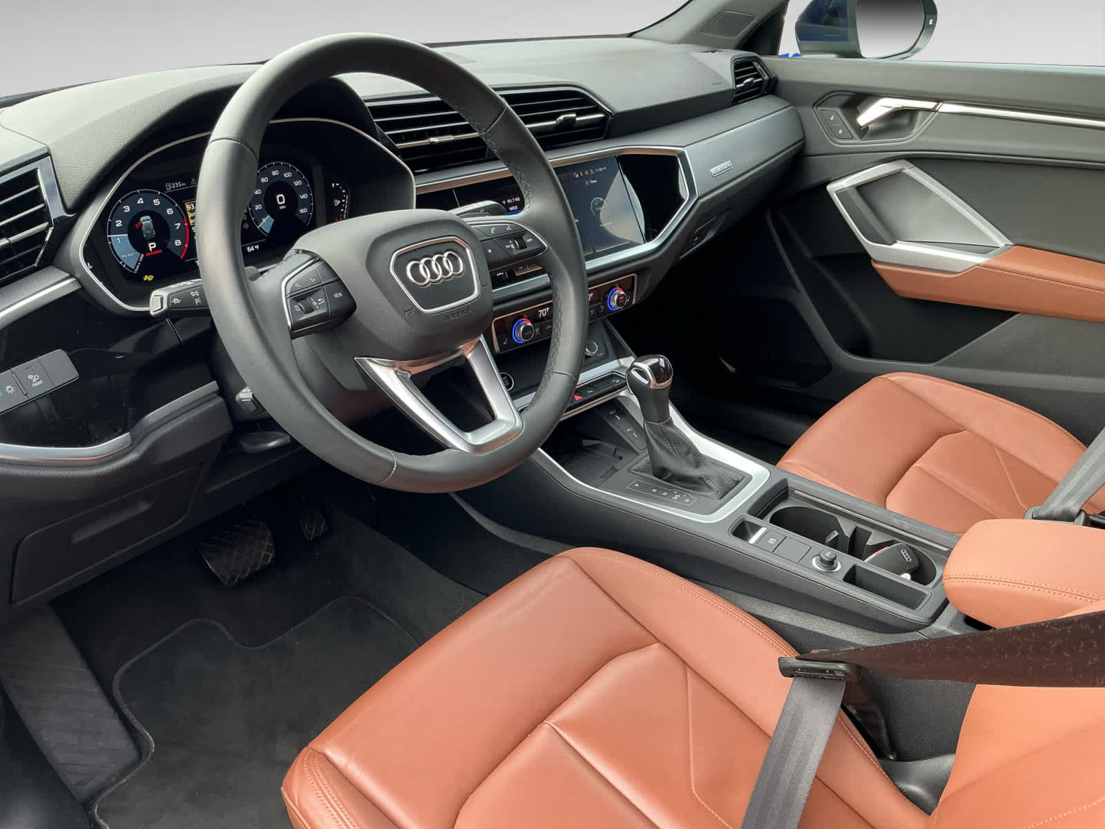 used 2024 Audi Q3 car, priced at $32,999