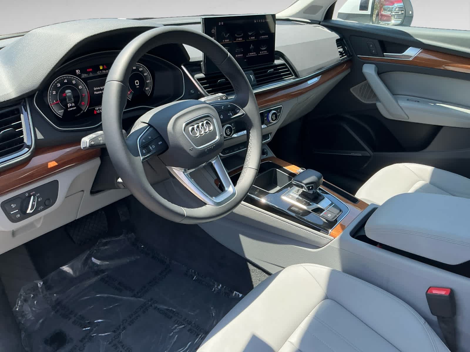used 2023 Audi Q5 car, priced at $40,998