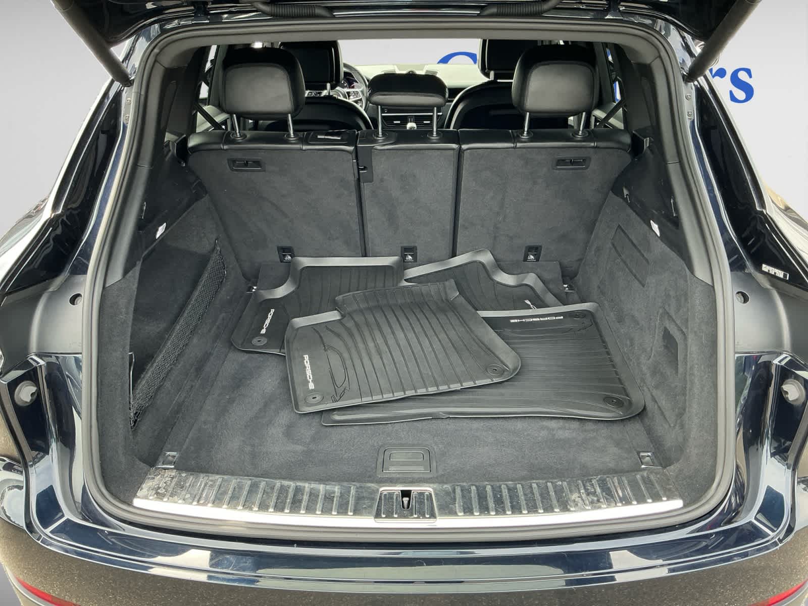 used 2020 Porsche Cayenne car, priced at $32,998