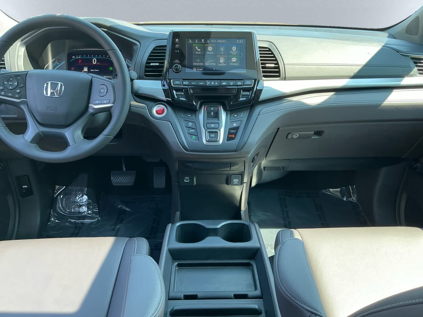 used 2024 Honda Odyssey car, priced at $42,998