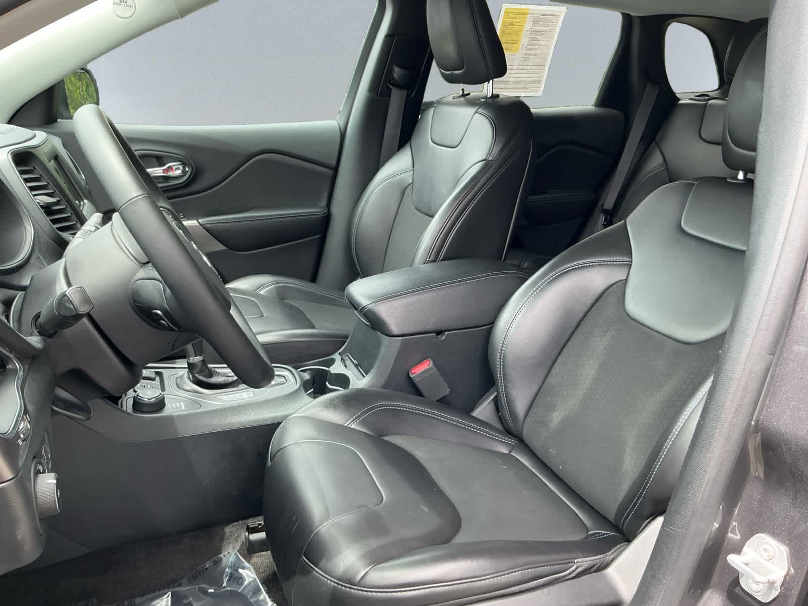 used 2019 Jeep Cherokee car, priced at $15,998