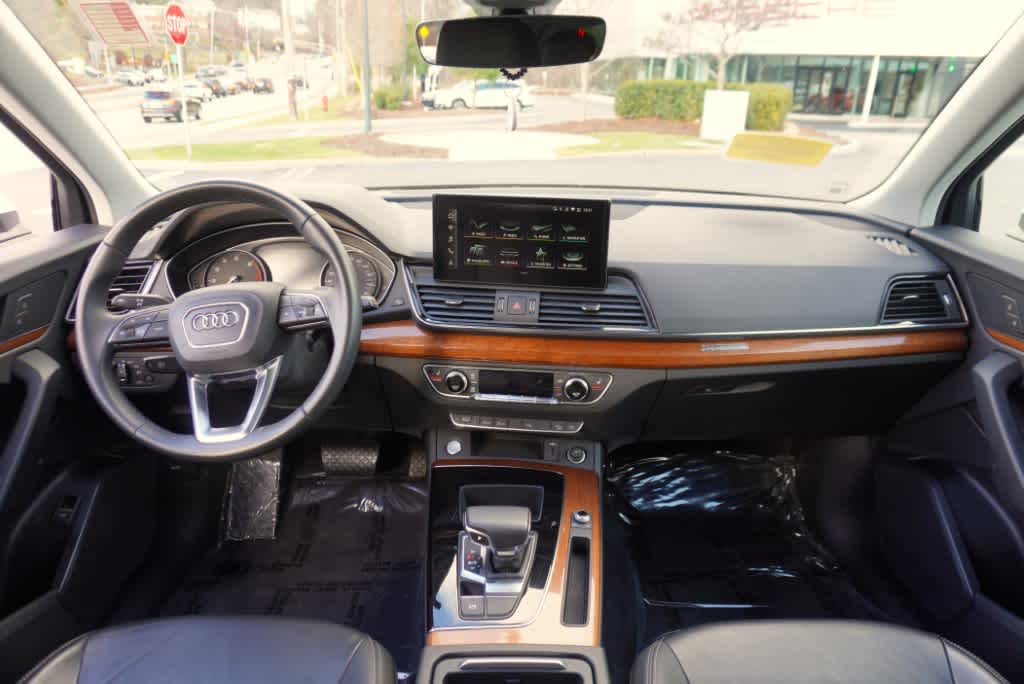 used 2021 Audi Q5 car, priced at $27,998