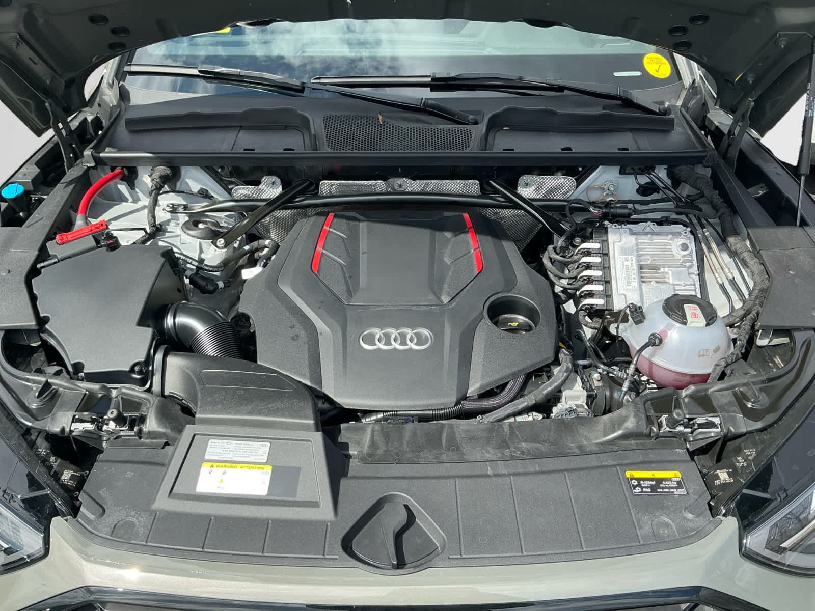 used 2024 Audi SQ5 car, priced at $55,998