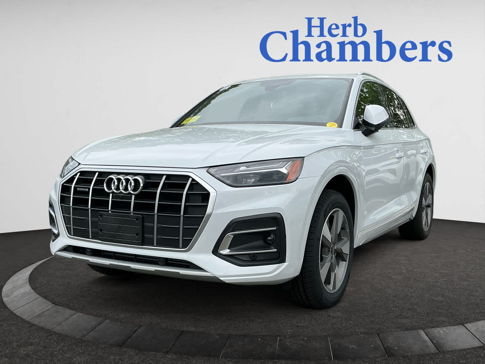used 2022 Audi Q5 car, priced at $35,998
