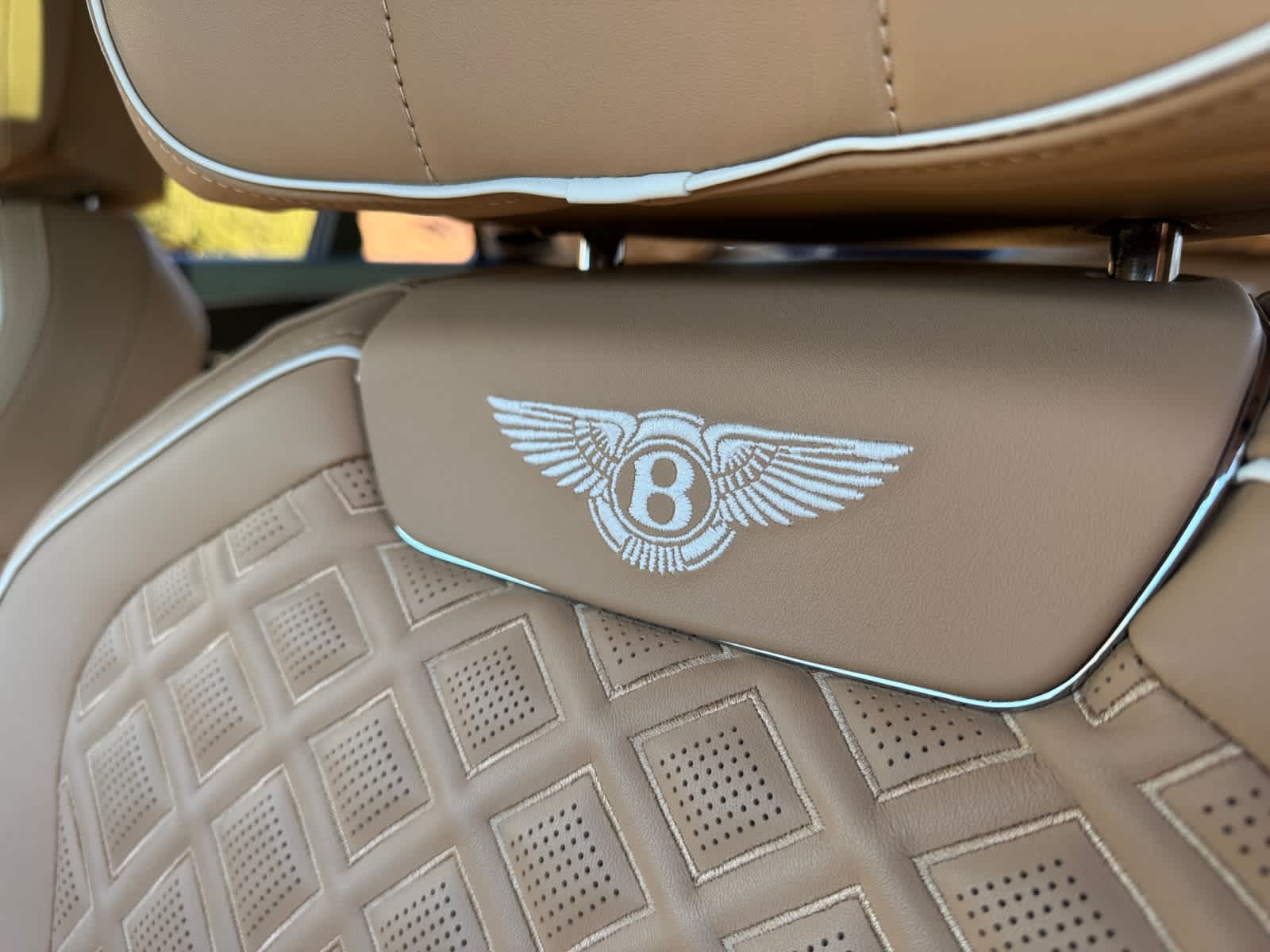 used 2023 Bentley Flying Spur car