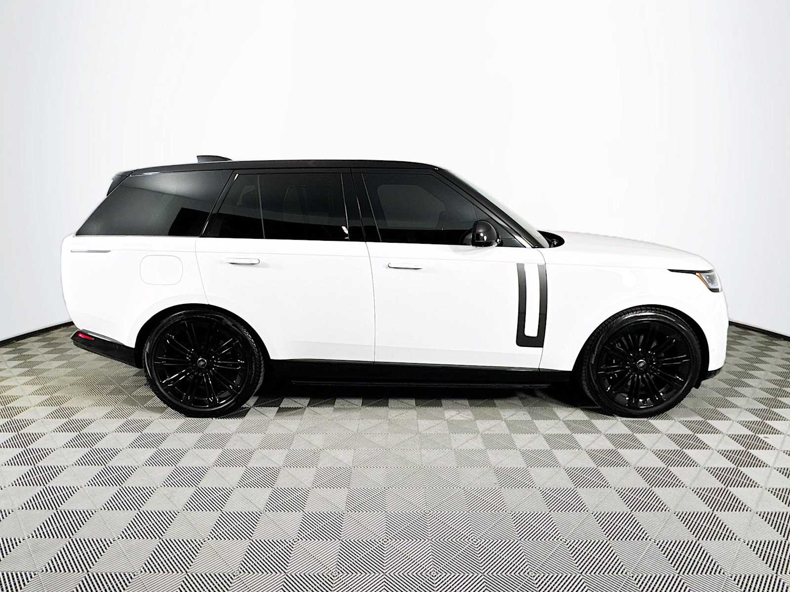 used 2024 Land Rover Range Rover car, priced at $149,998