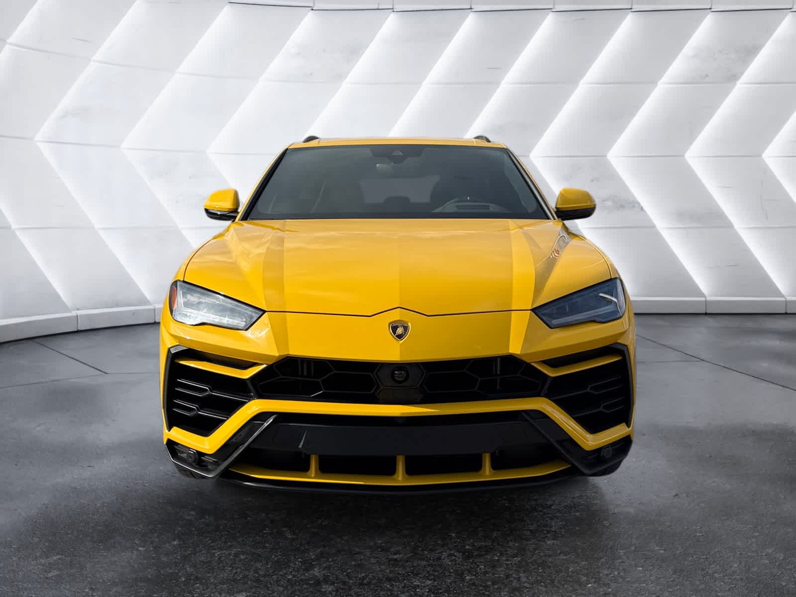 used 2022 Lamborghini Urus car, priced at $233,298