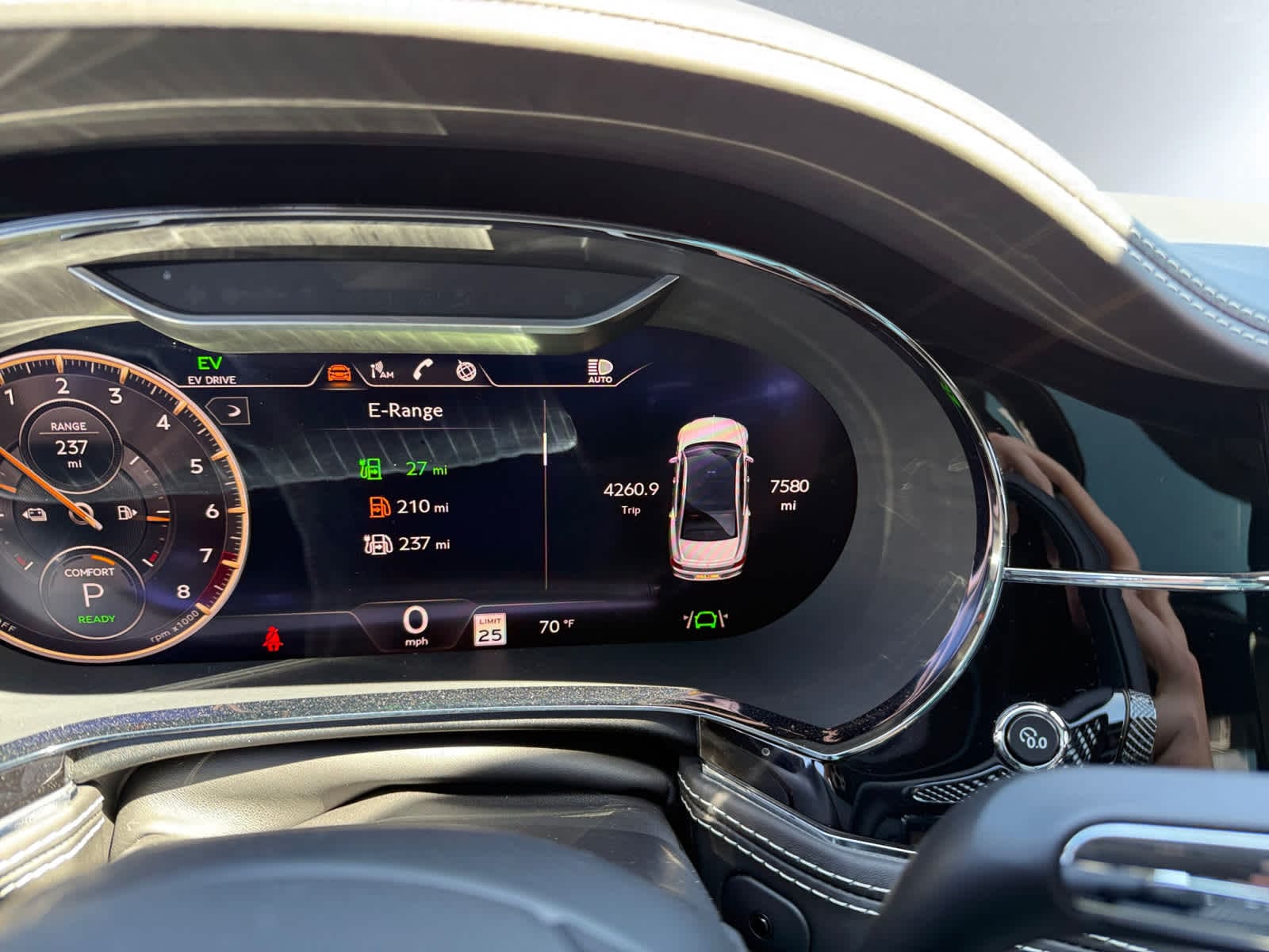 used 2022 Bentley Flying Spur Hybrid car