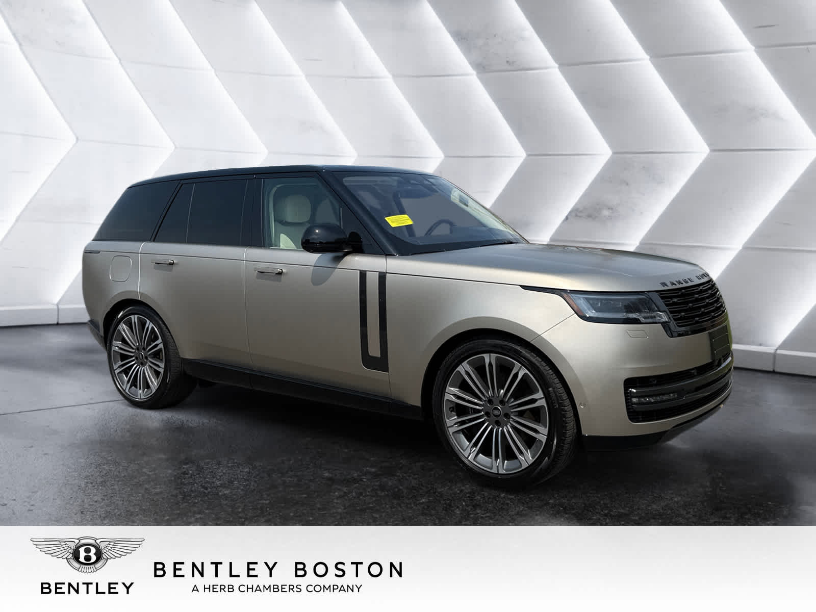 used 2023 Land Rover Range Rover car, priced at $99,998