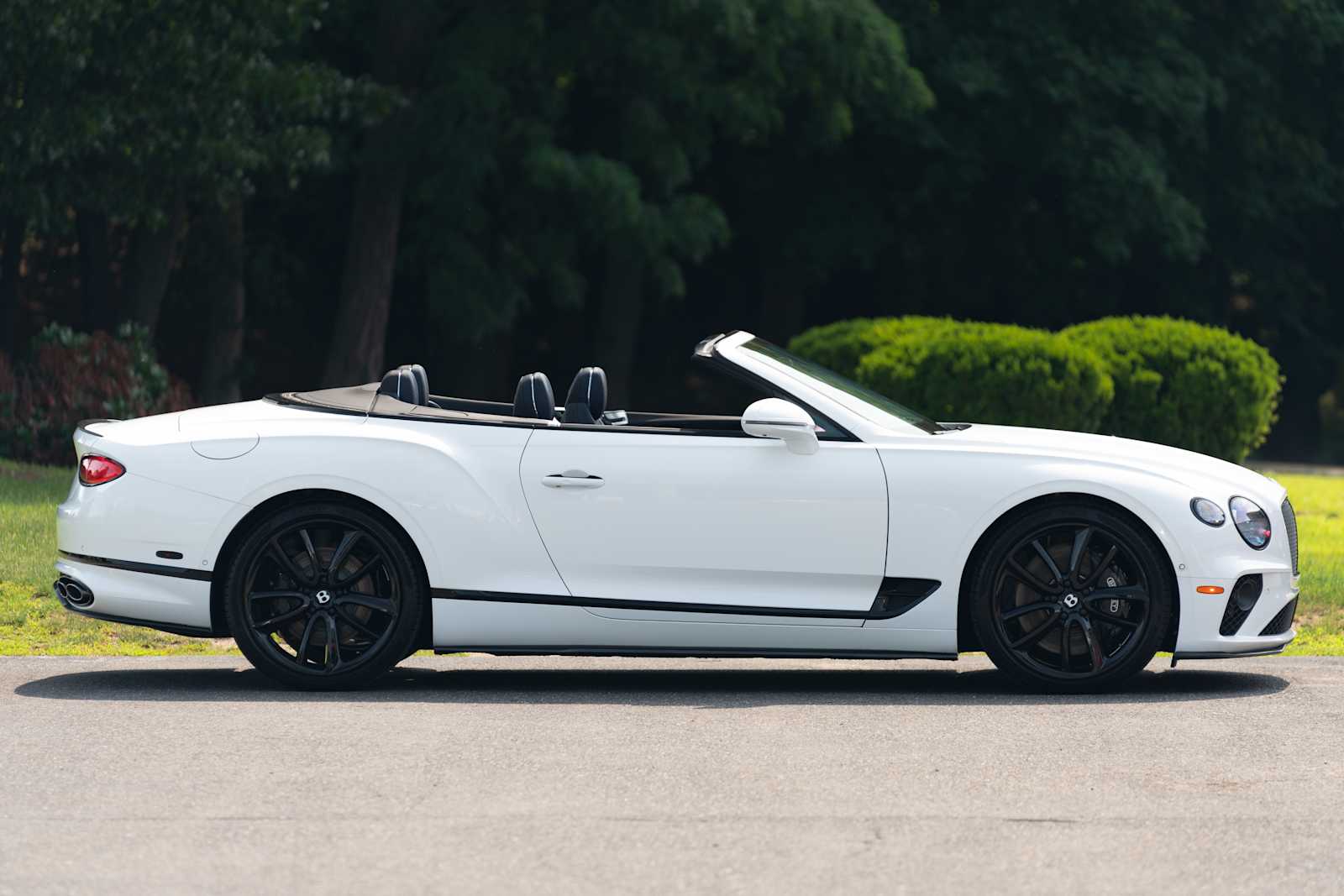used 2023 Bentley Continental car