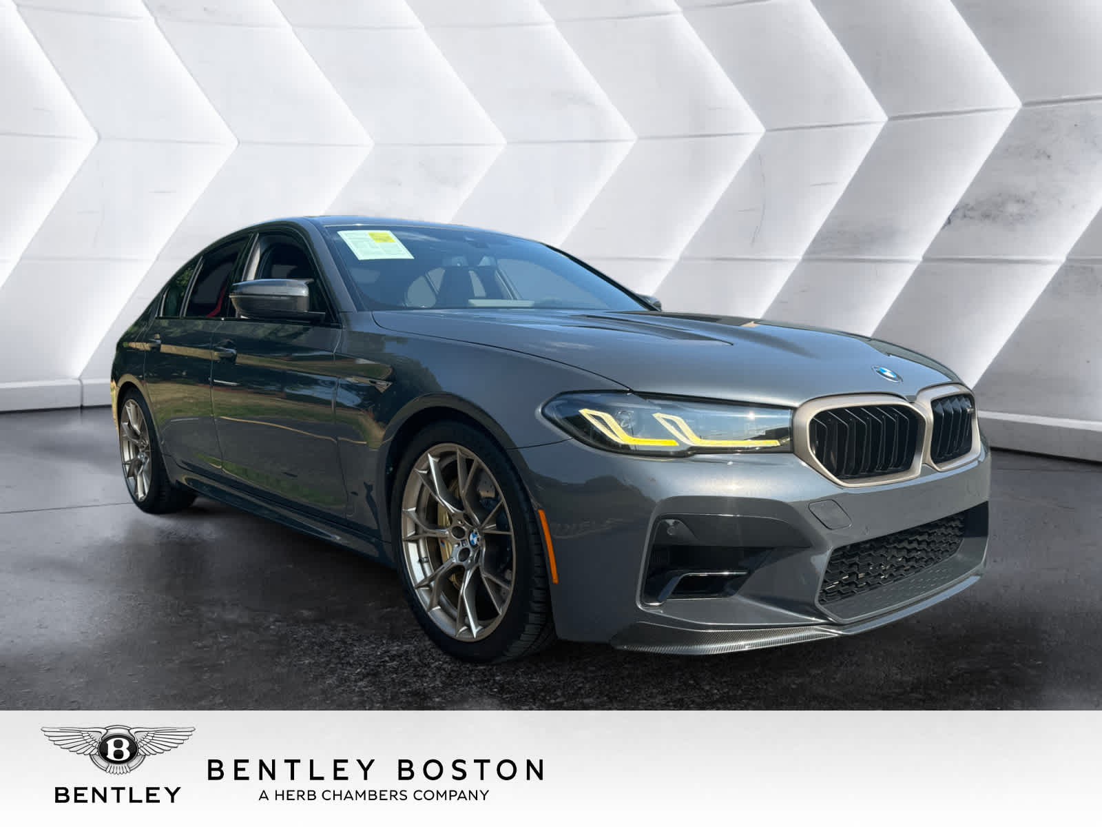 used 2022 BMW M5 car, priced at $137,998