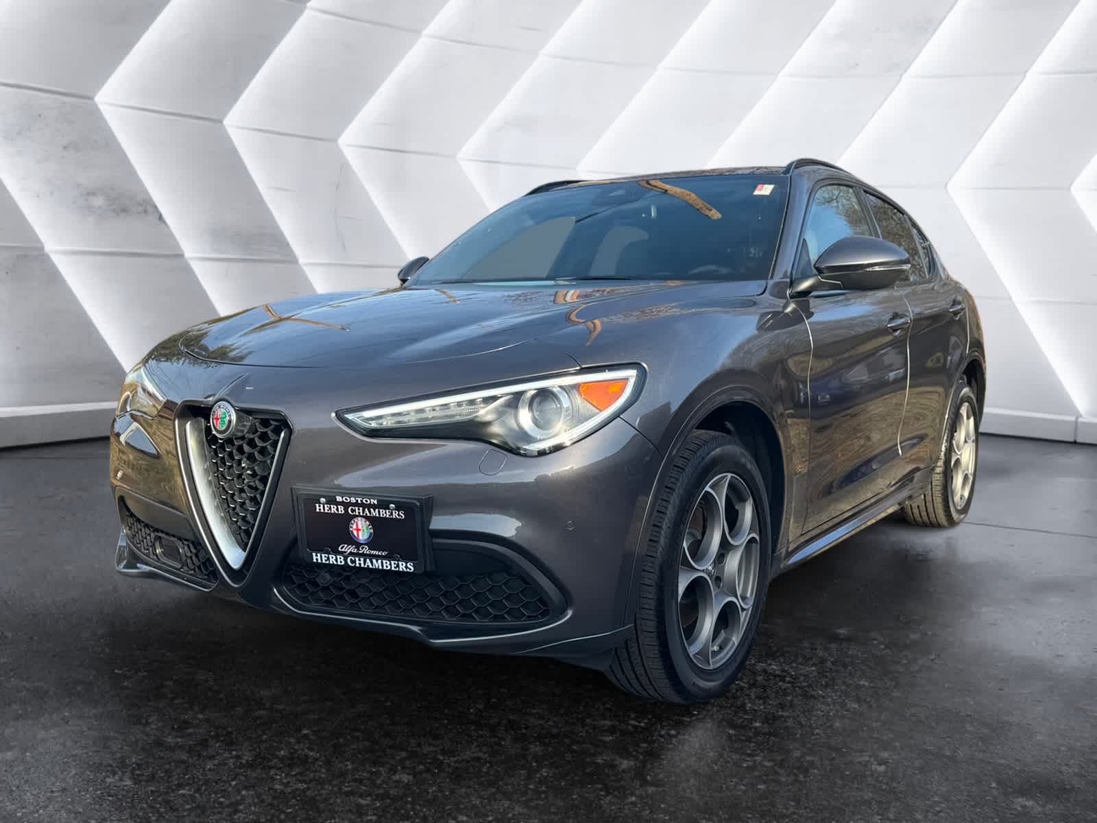 used 2022 Alfa Romeo Stelvio car, priced at $27,298