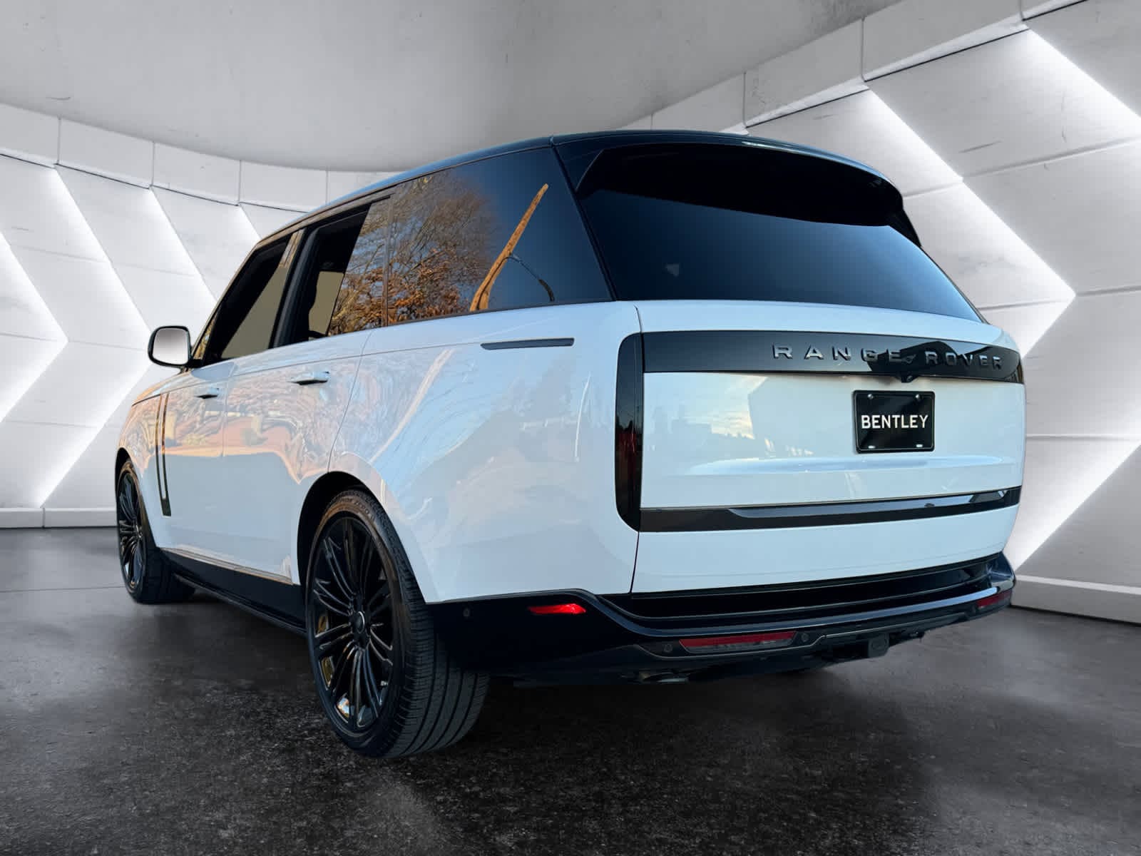 used 2024 Land Rover Range Rover car, priced at $133,298