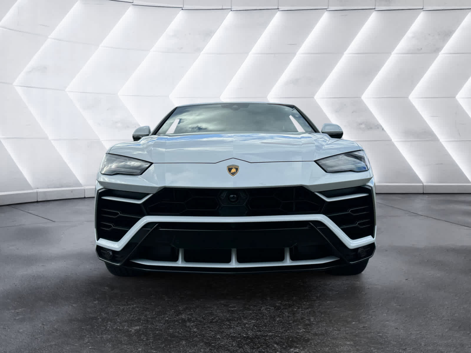 used 2022 Lamborghini Urus car, priced at $234,898