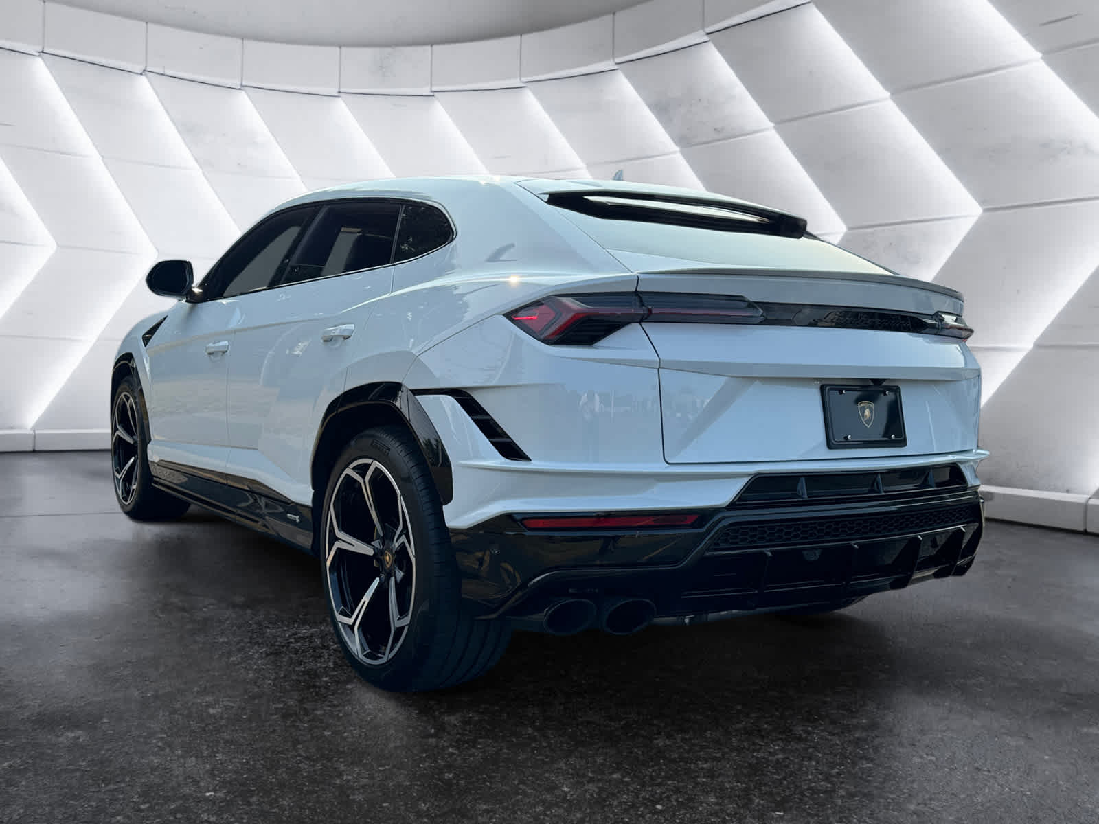 used 2023 Lamborghini Urus car, priced at $259,698