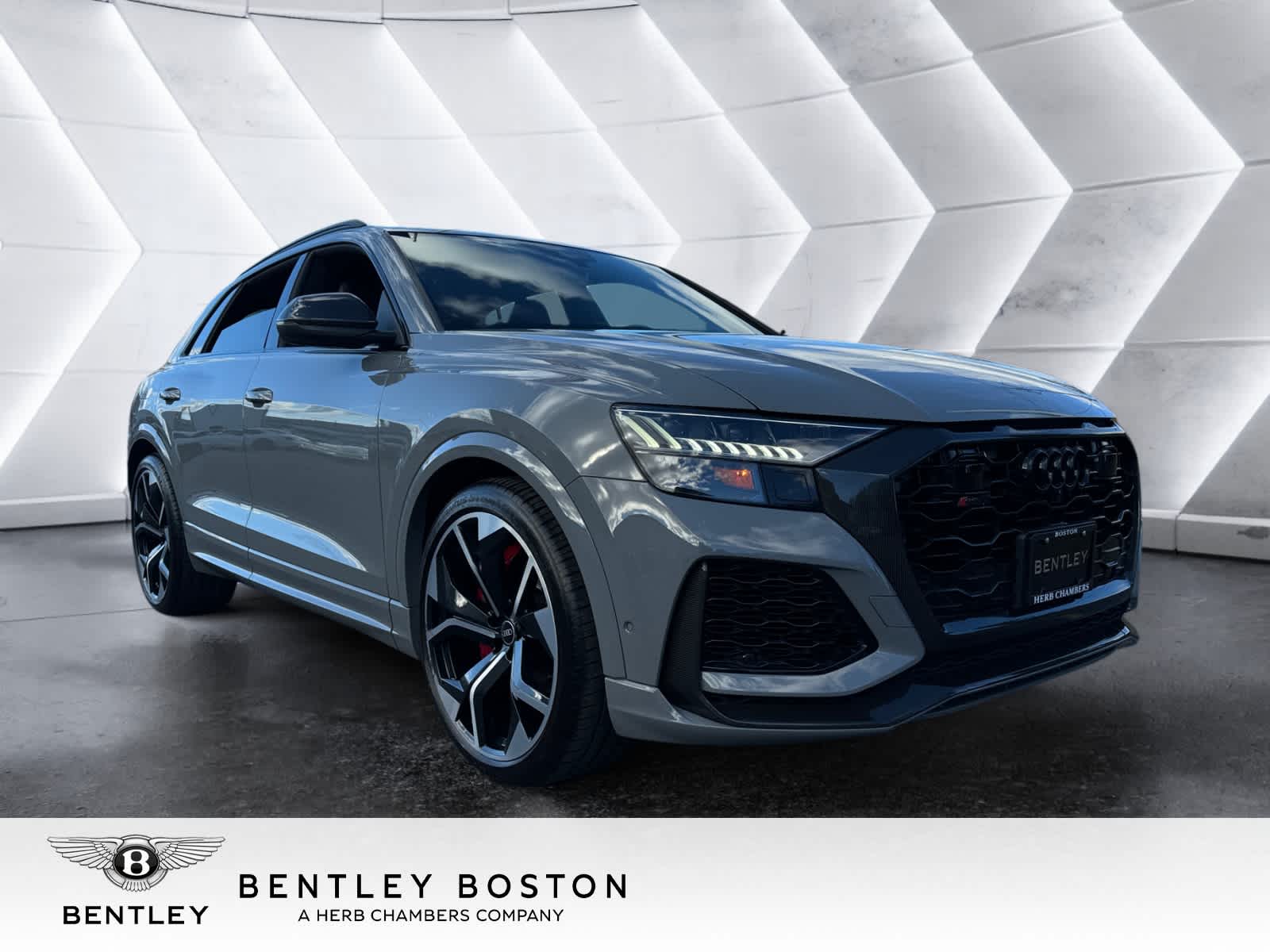 used 2022 Audi RS Q8 car, priced at $85,998