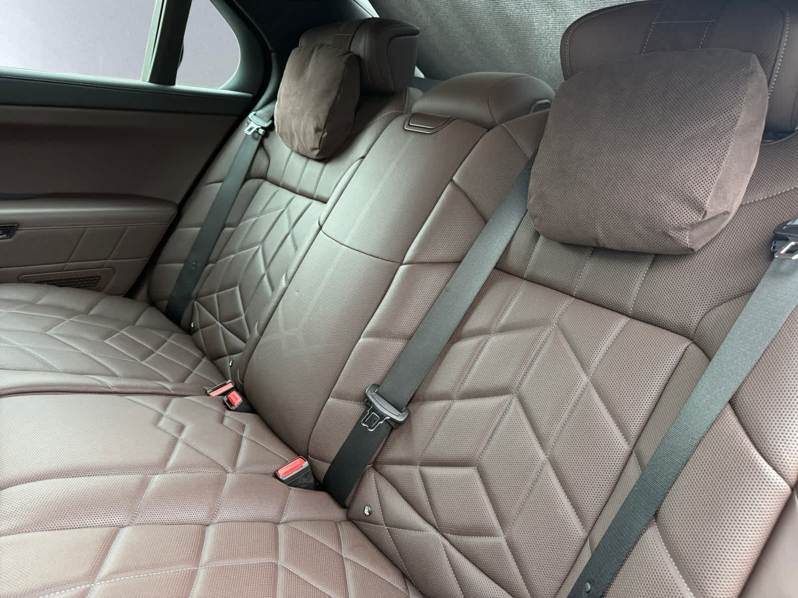 used 2023 BMW 760i car, priced at $81,298