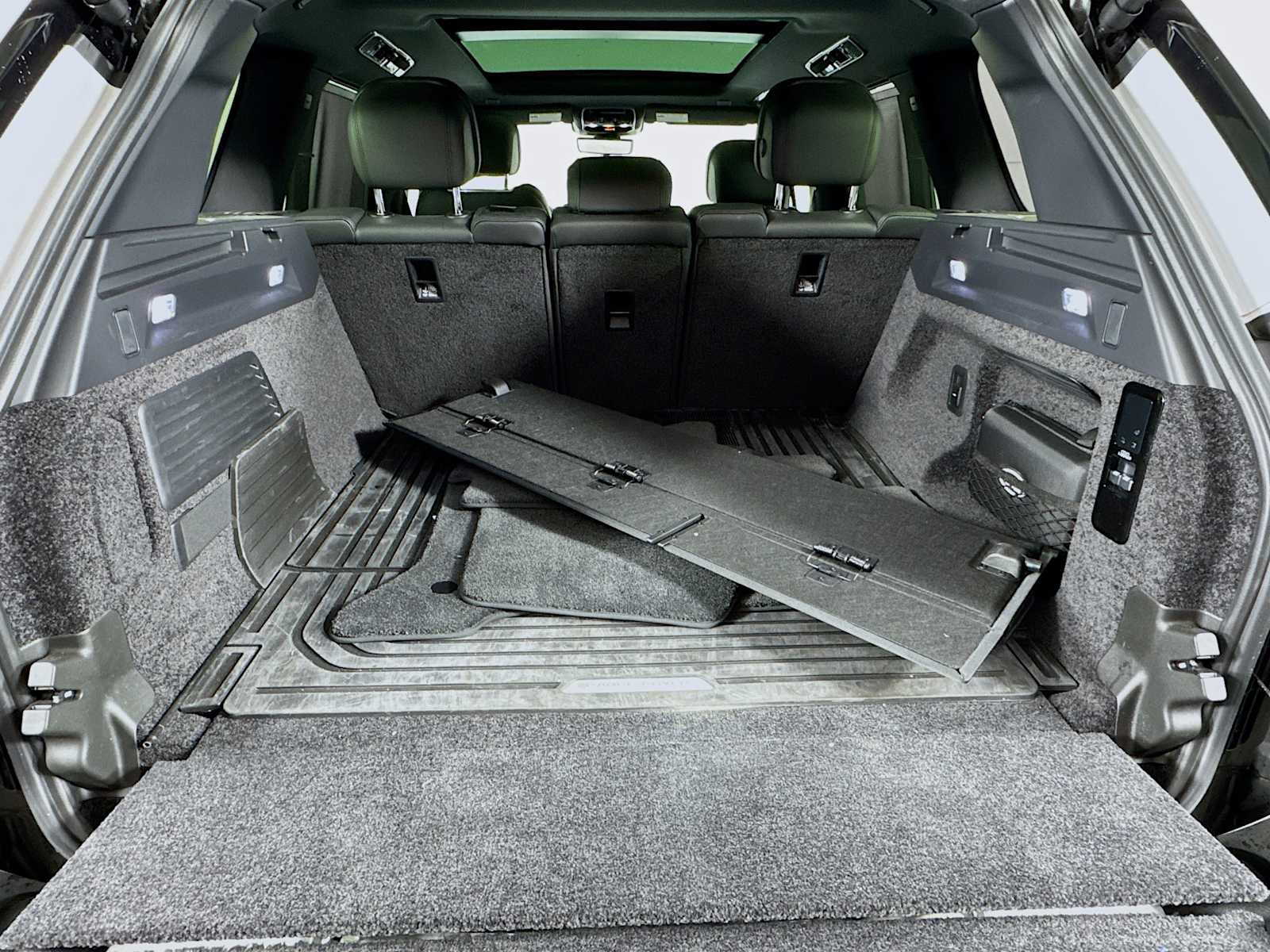 used 2024 Land Rover Range Rover car, priced at $129,998