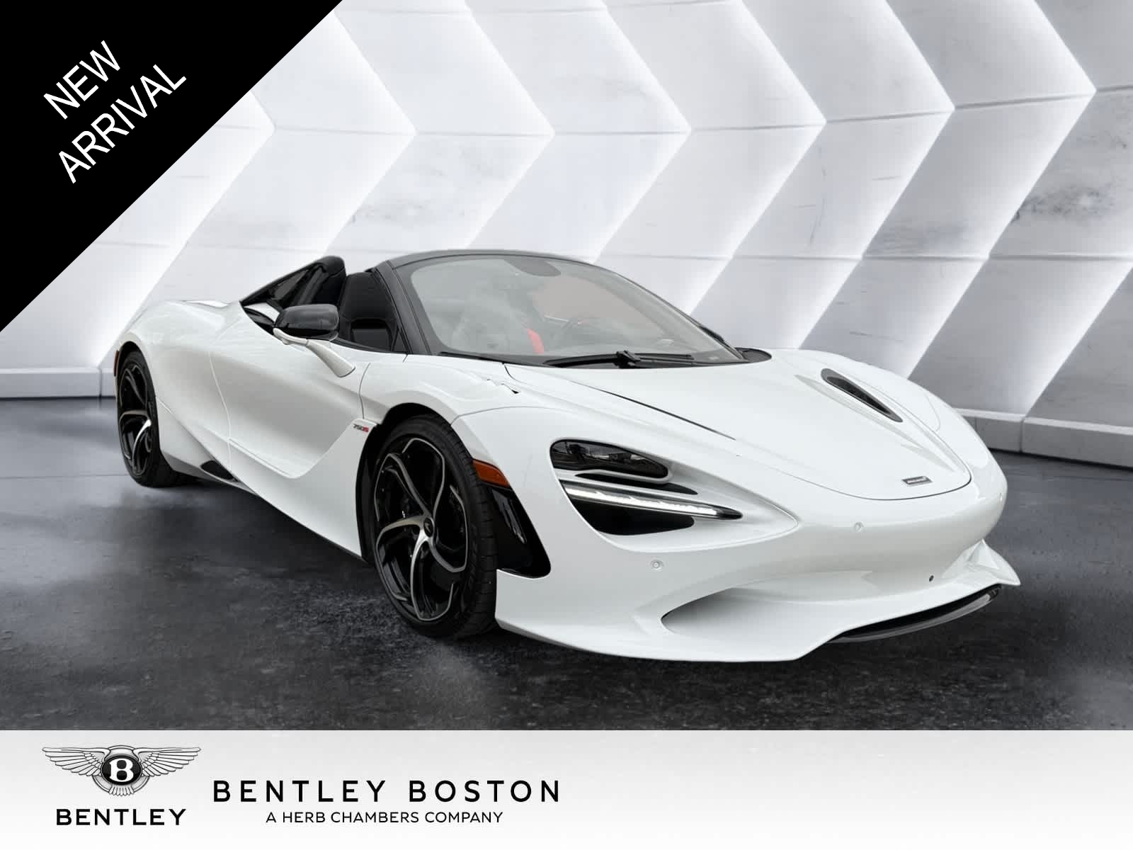 used 2024 McLaren 750S car, priced at $372,898