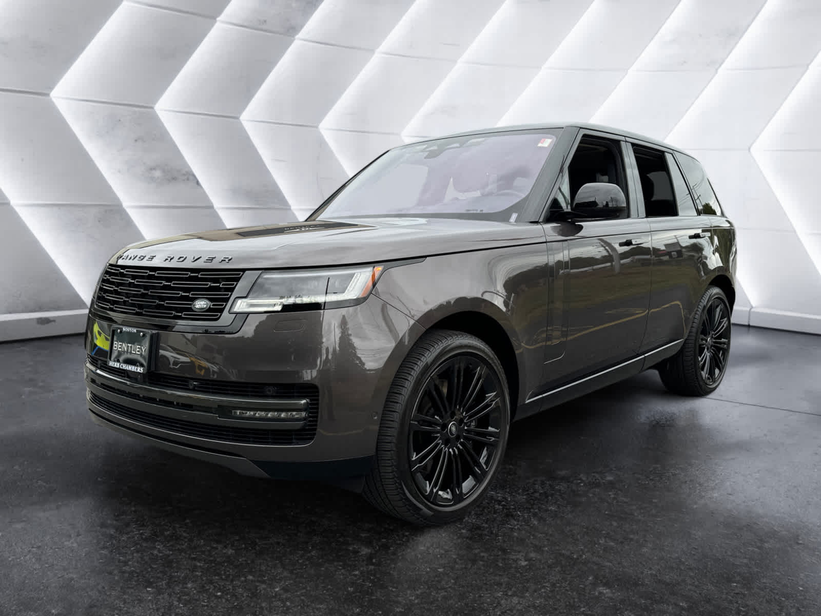 used 2023 Land Rover Range Rover car, priced at $125,998