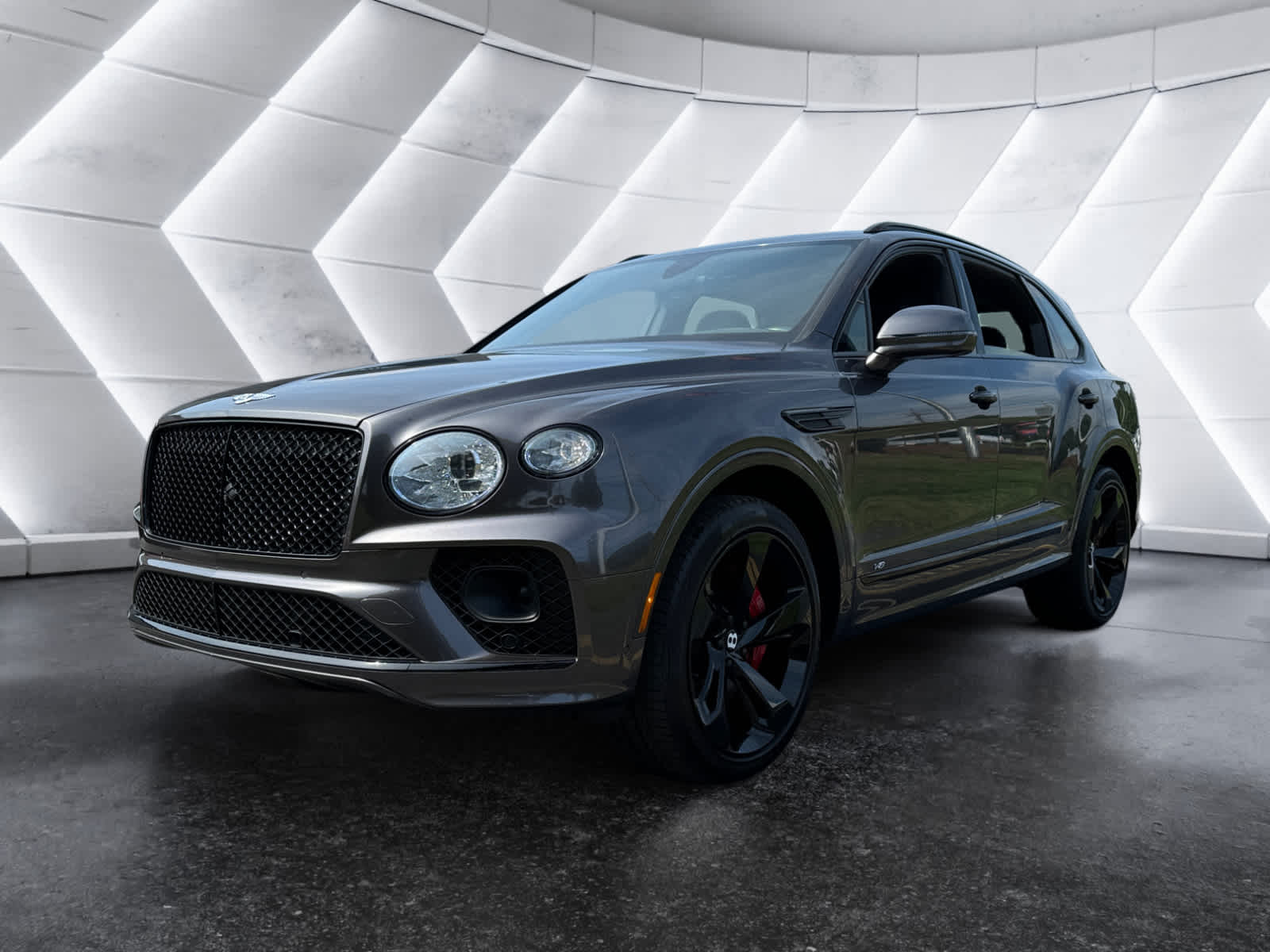 used 2021 Bentley Bentayga car