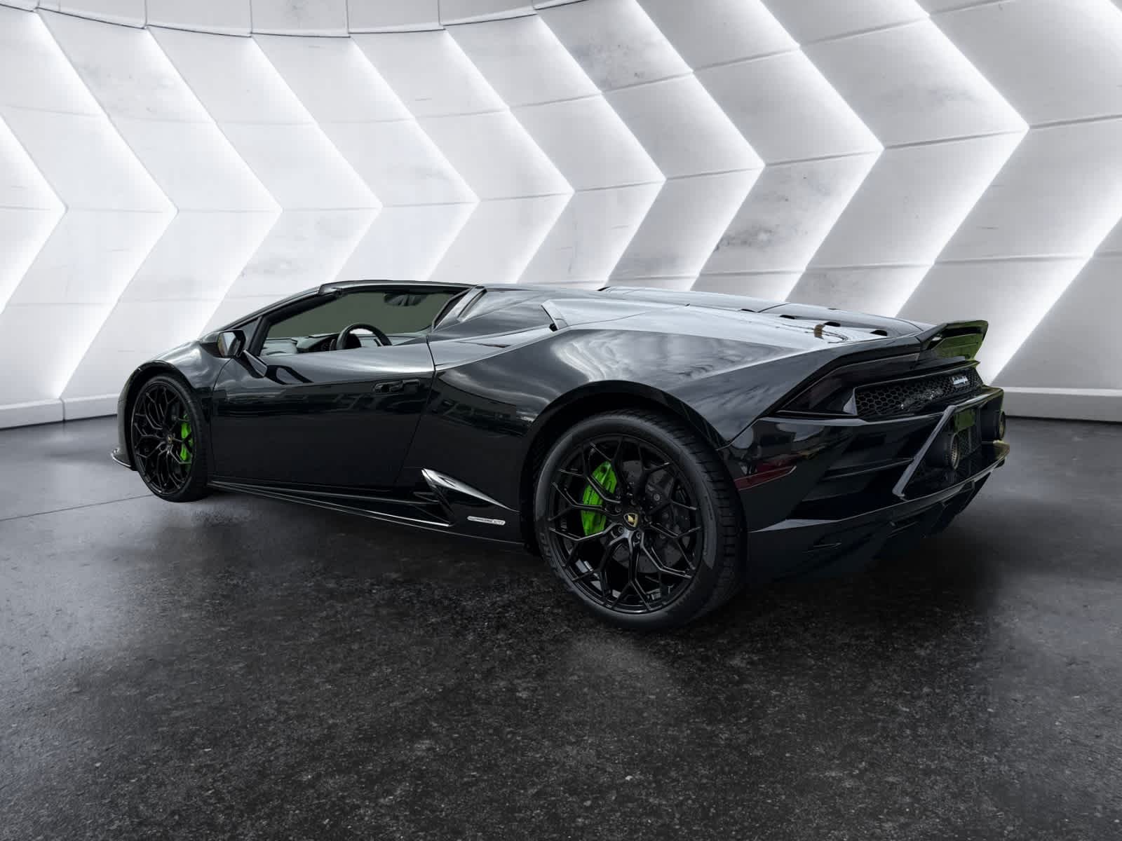 used 2020 Lamborghini Huracan EVO car, priced at $279,998