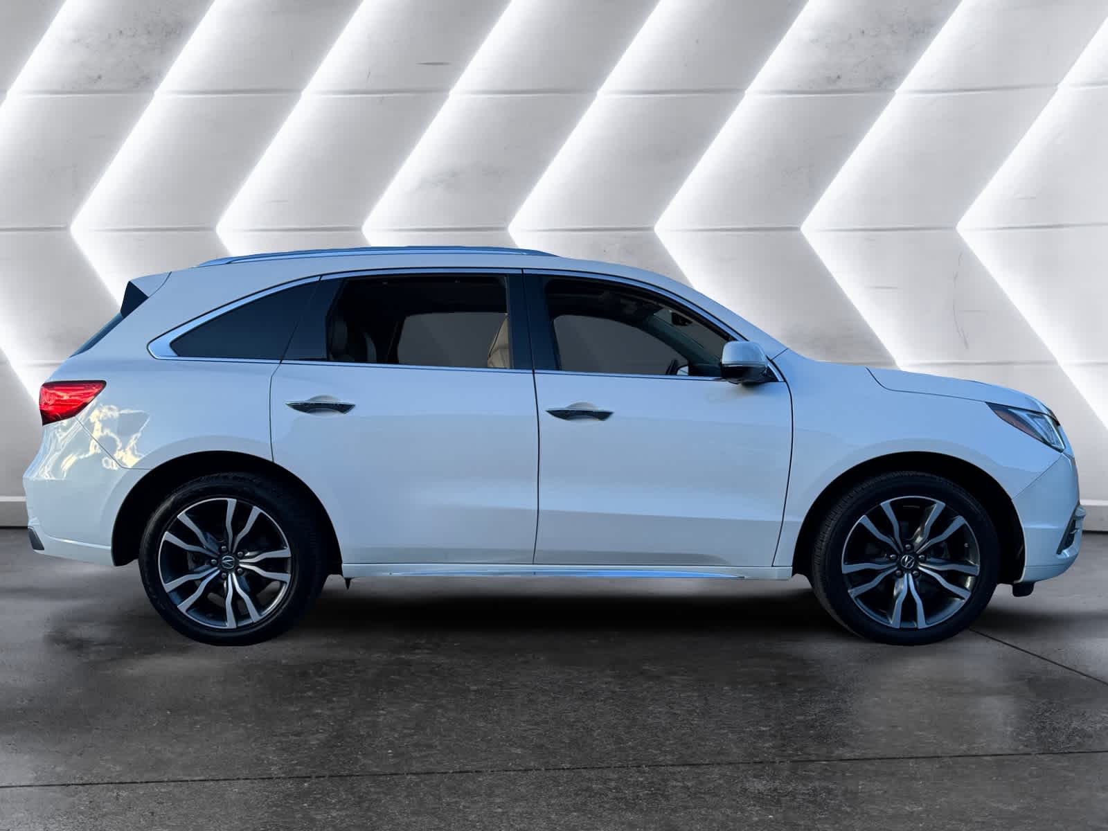 used 2020 Acura MDX car, priced at $29,998