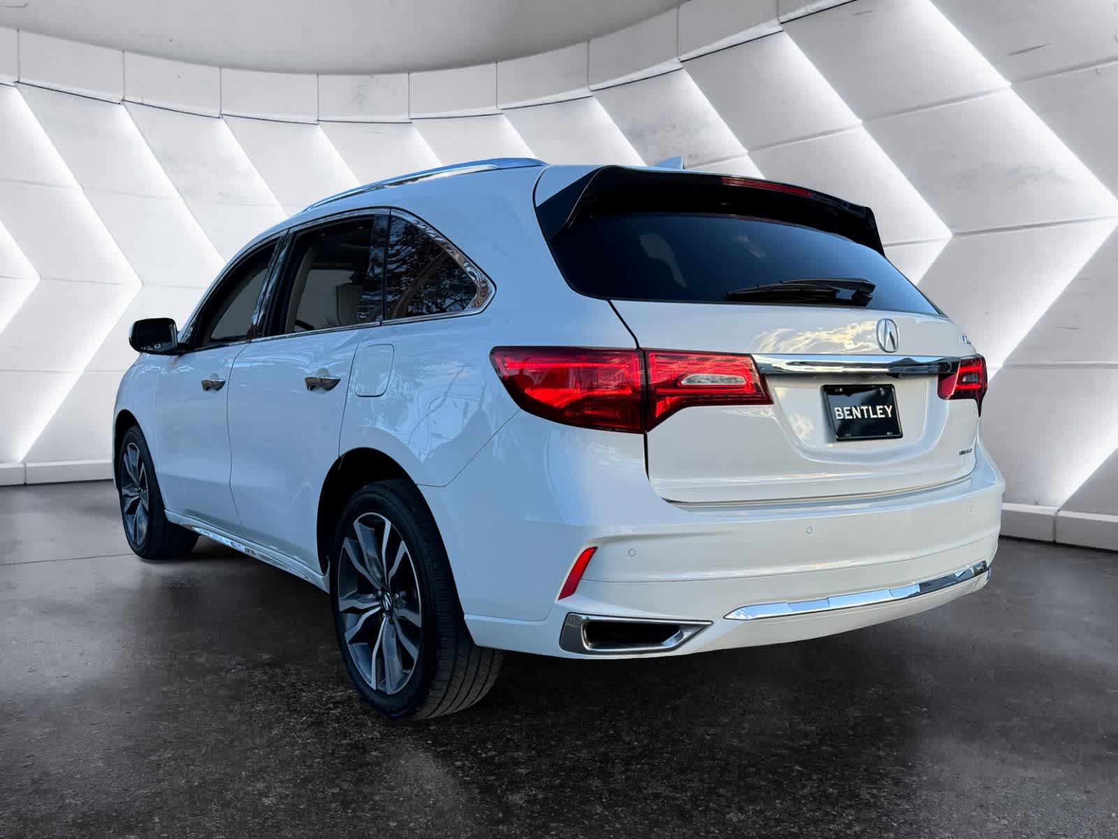 used 2020 Acura MDX car, priced at $29,998