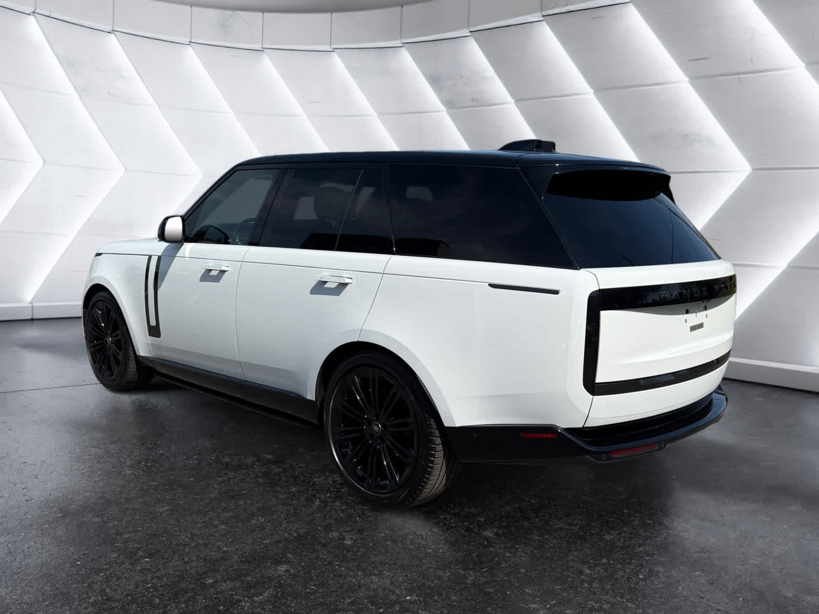 used 2024 Land Rover Range Rover car, priced at $149,998