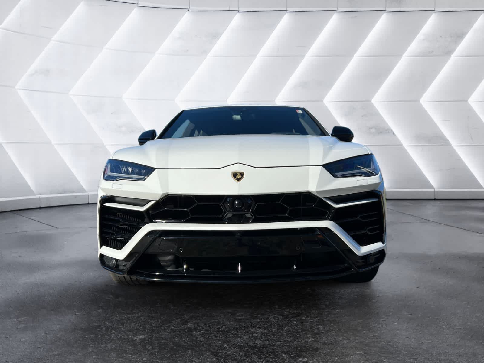 used 2022 Lamborghini Urus car, priced at $229,198