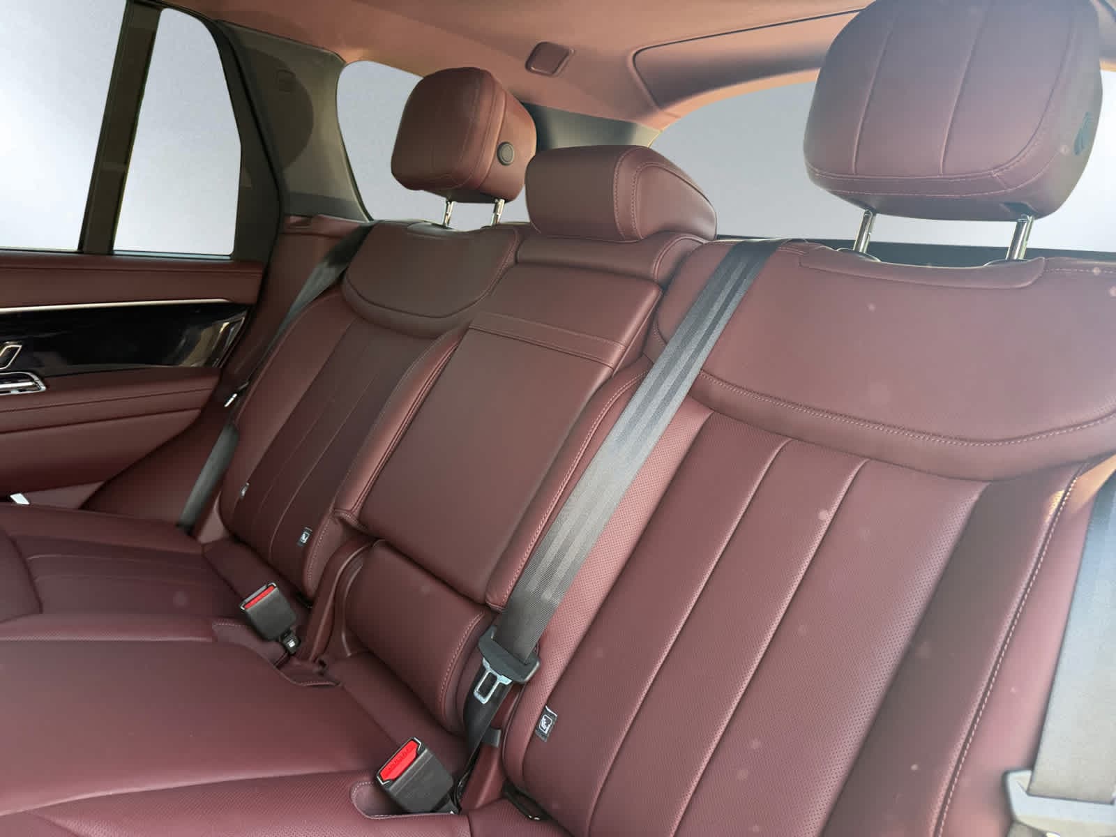 used 2024 Land Rover Range Rover car, priced at $149,998
