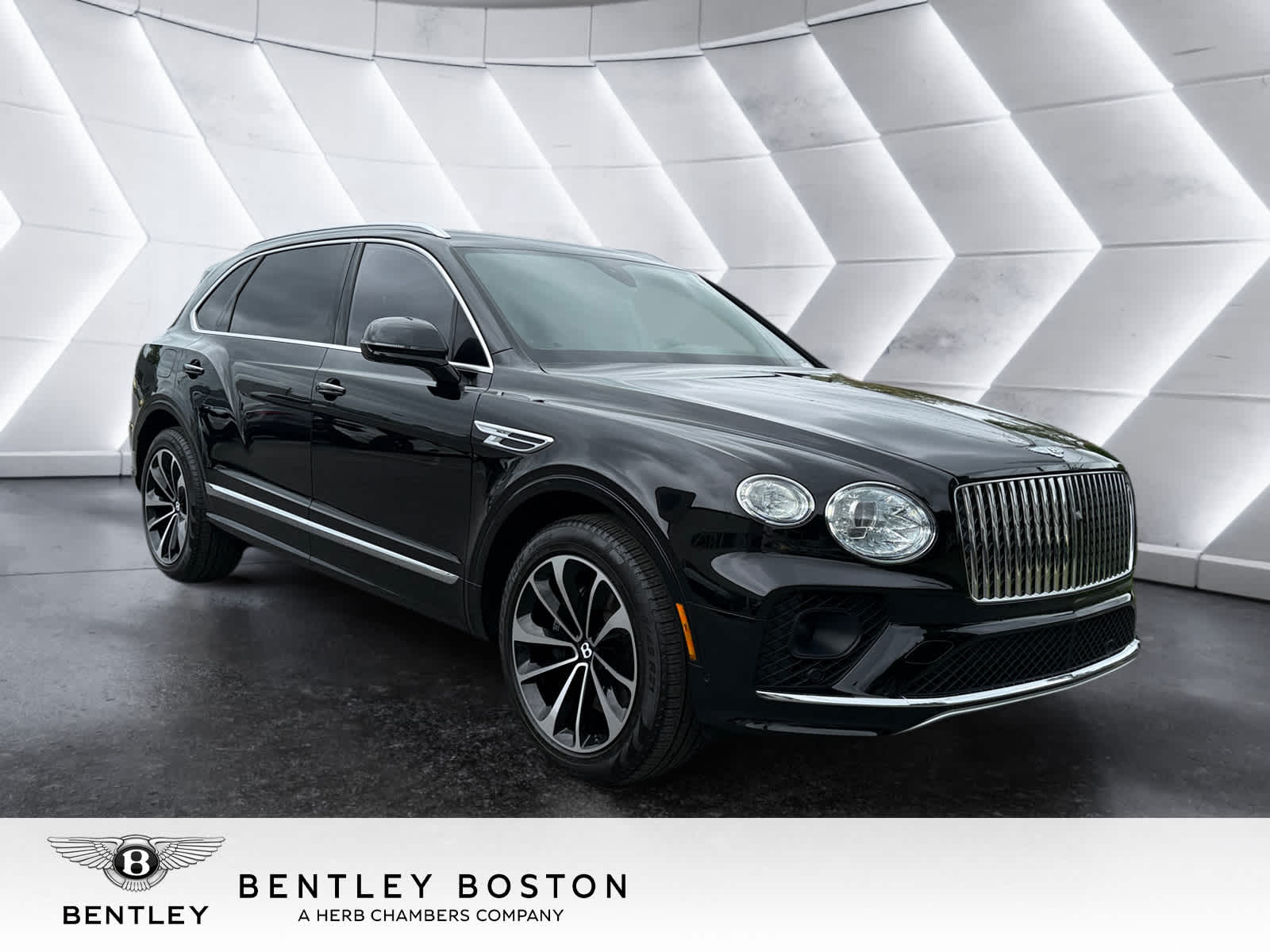 used 2023 Bentley Bentayga EWB car