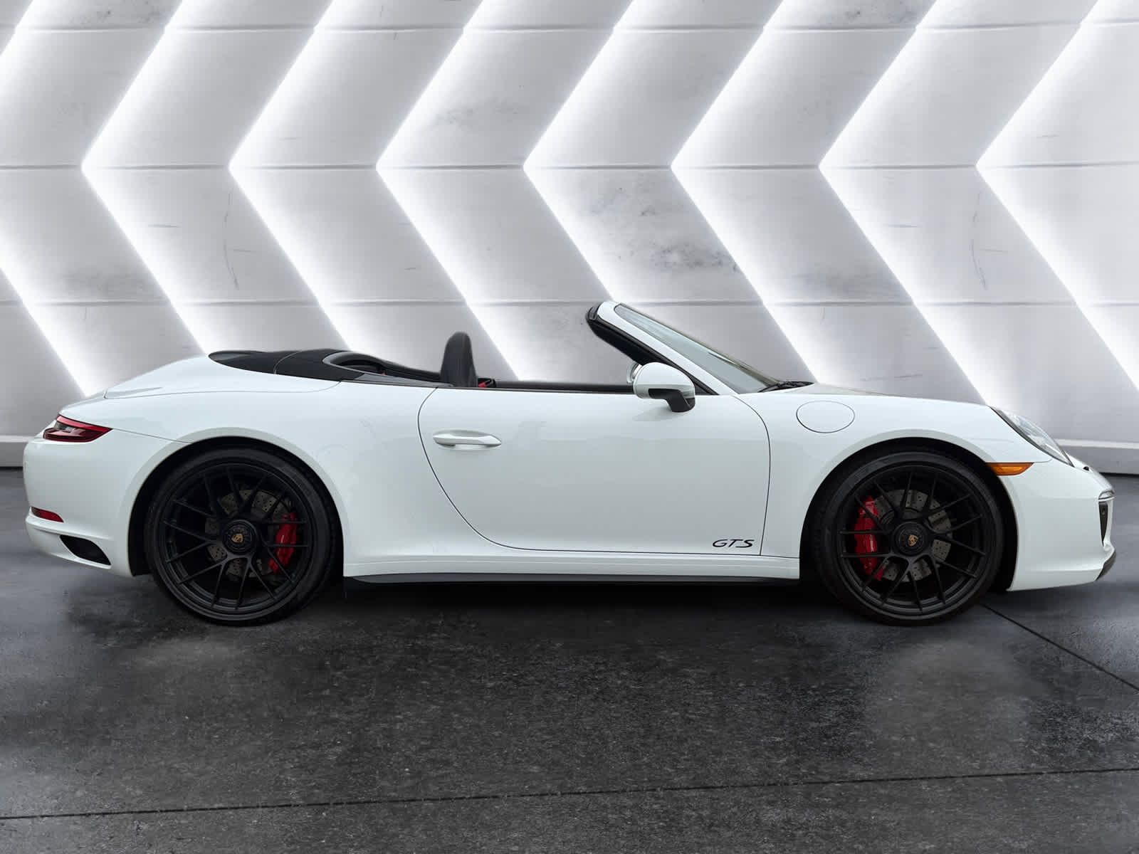 used 2018 Porsche 911 car, priced at $139,998
