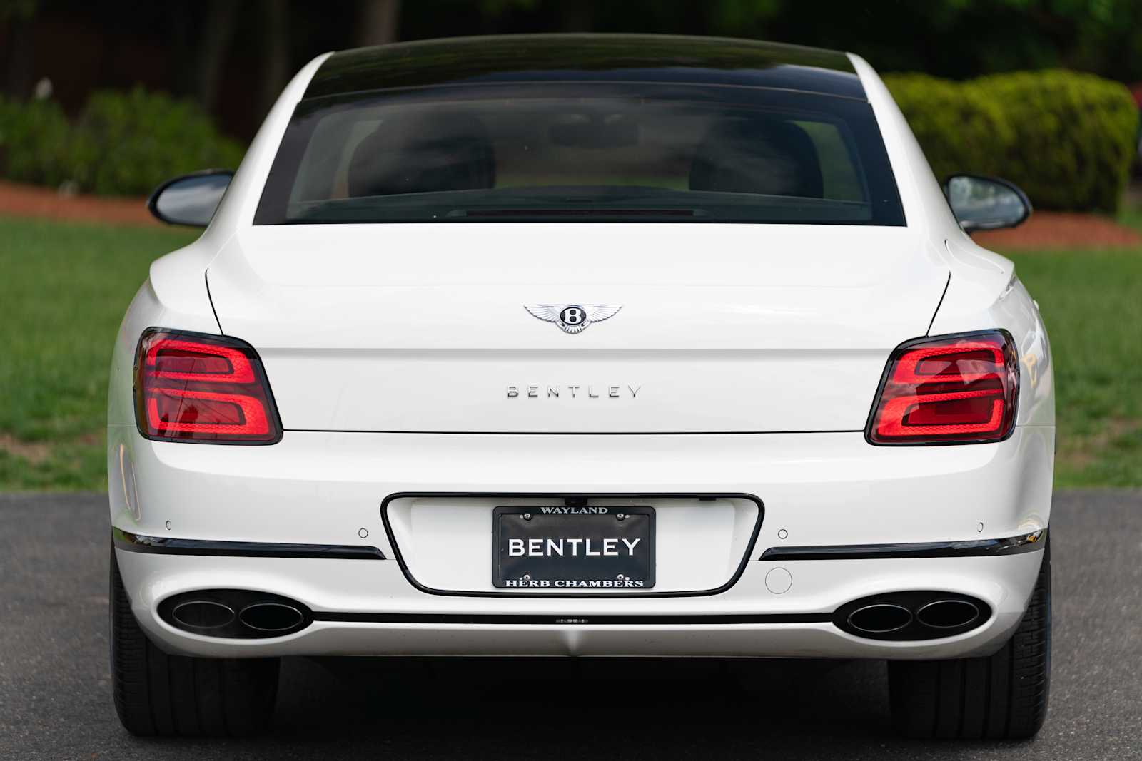 used 2023 Bentley Flying Spur car