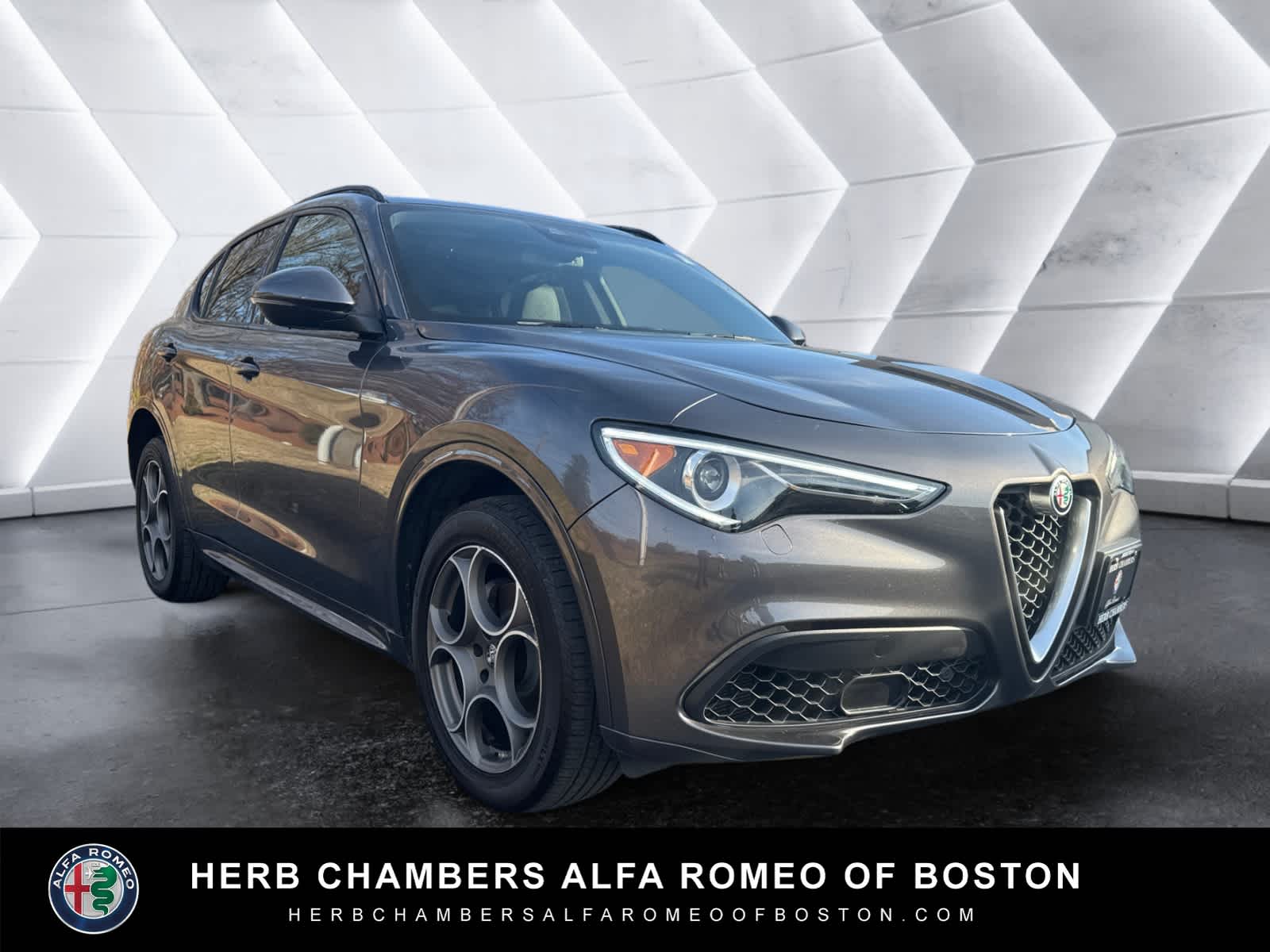 used 2022 Alfa Romeo Stelvio car, priced at $27,298