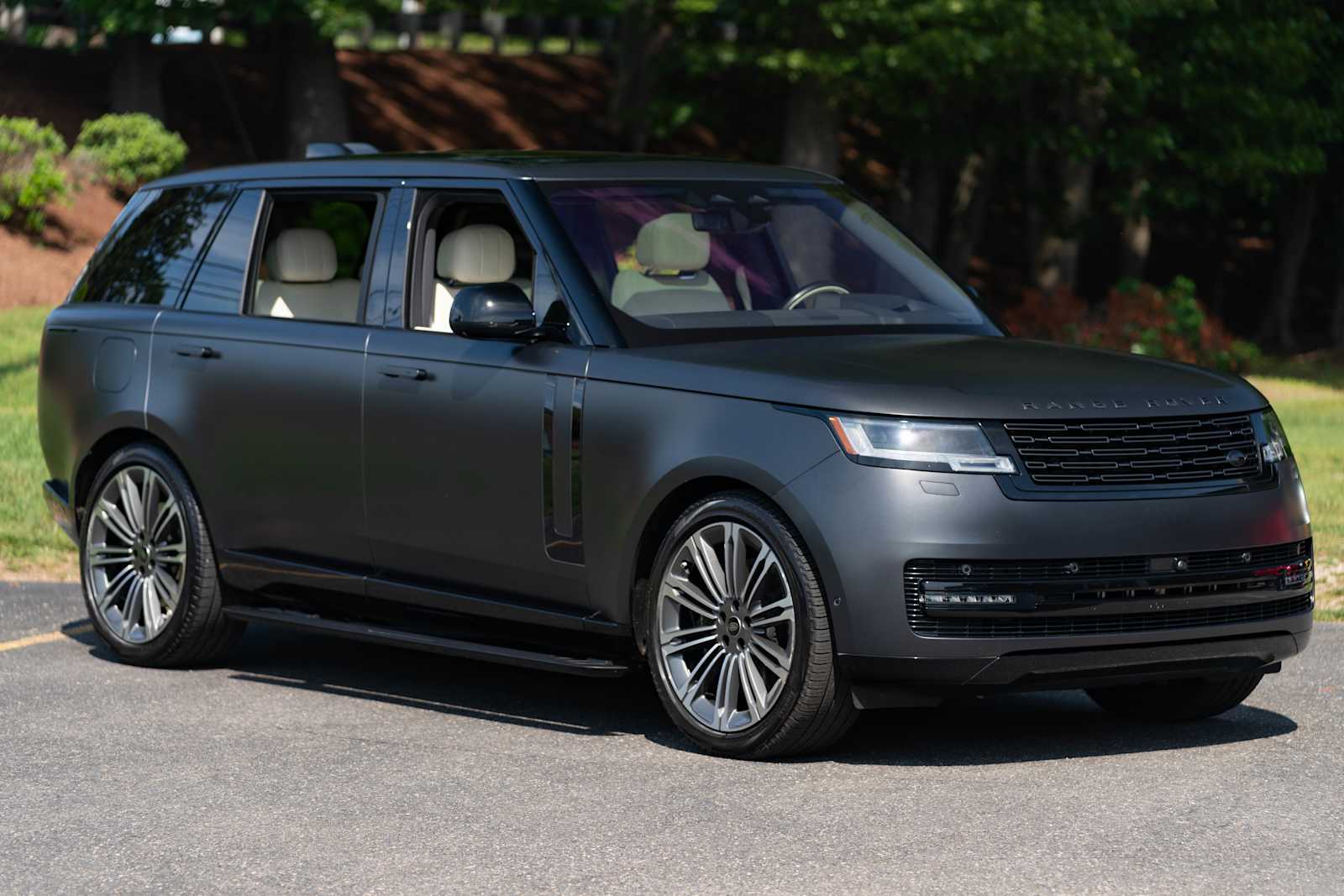 used 2023 Land Rover Range Rover car, priced at $106,998