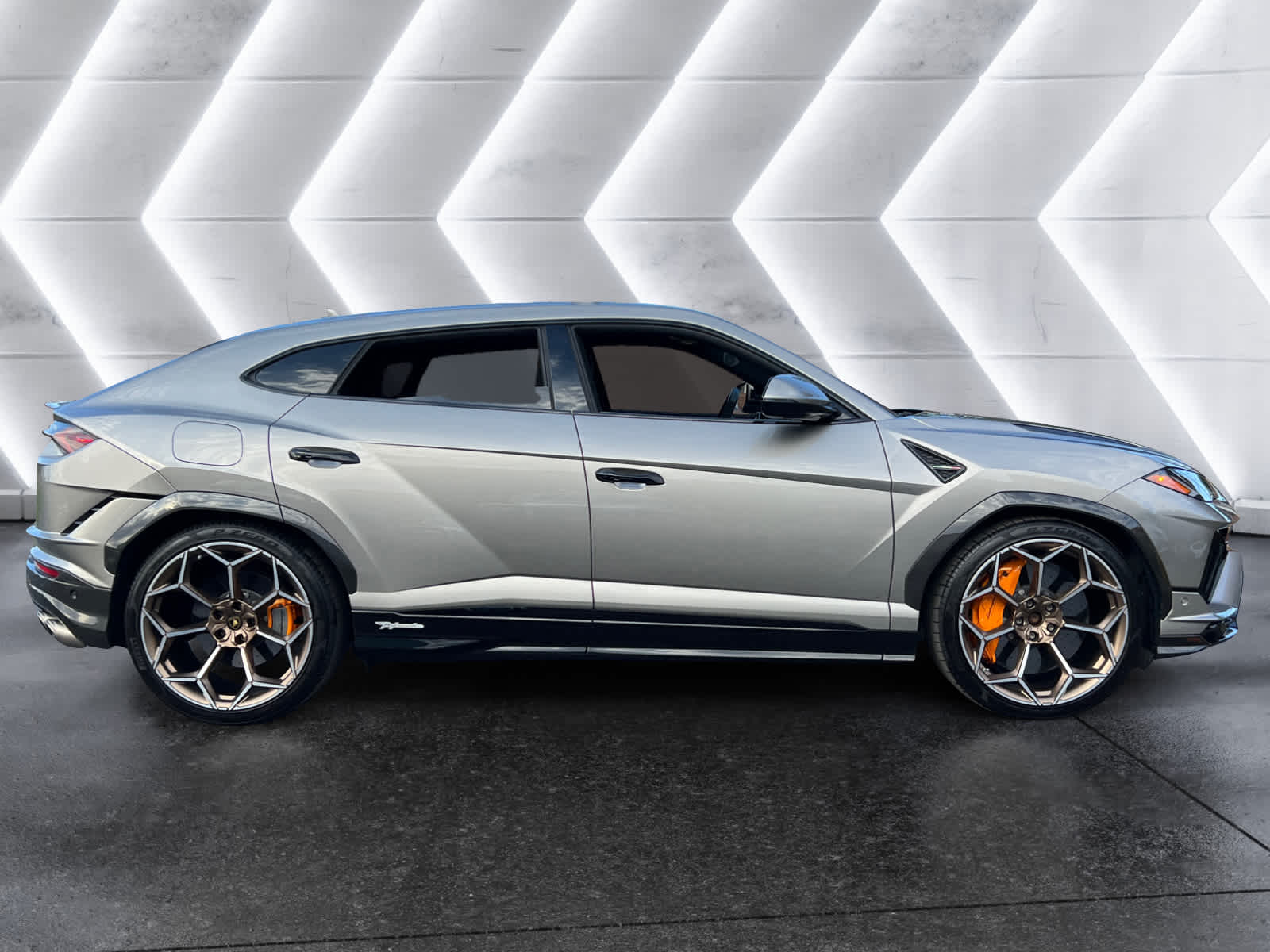 used 2023 Lamborghini Urus car, priced at $272,698