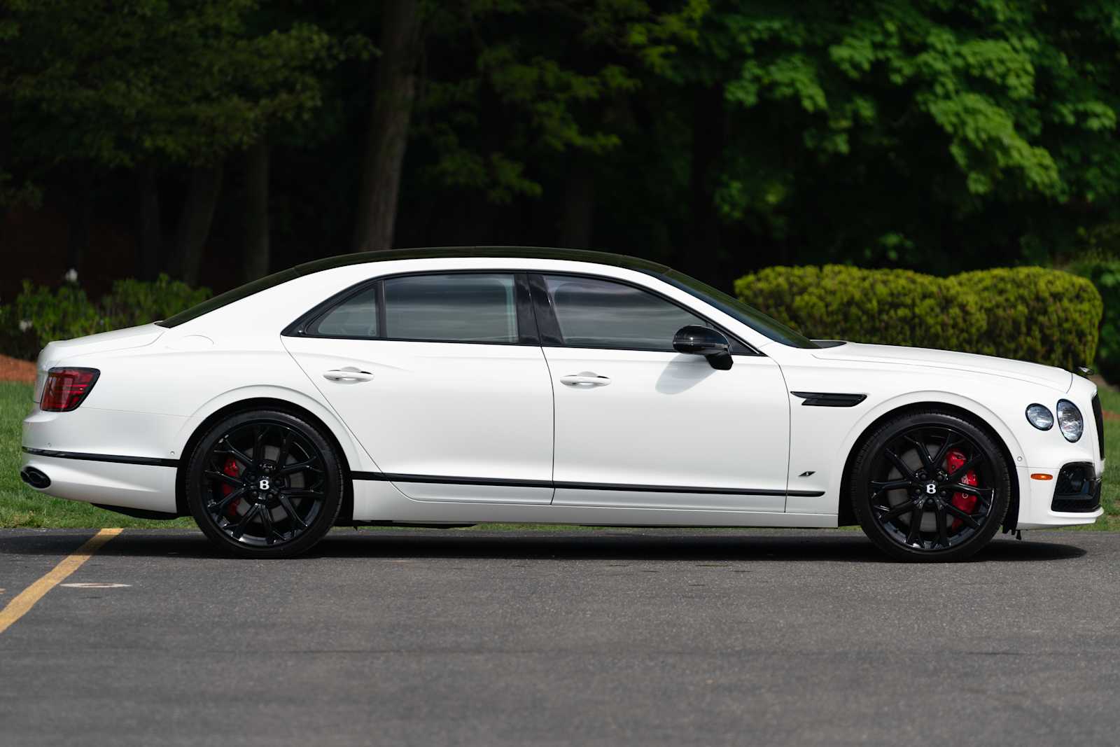 used 2023 Bentley Flying Spur car