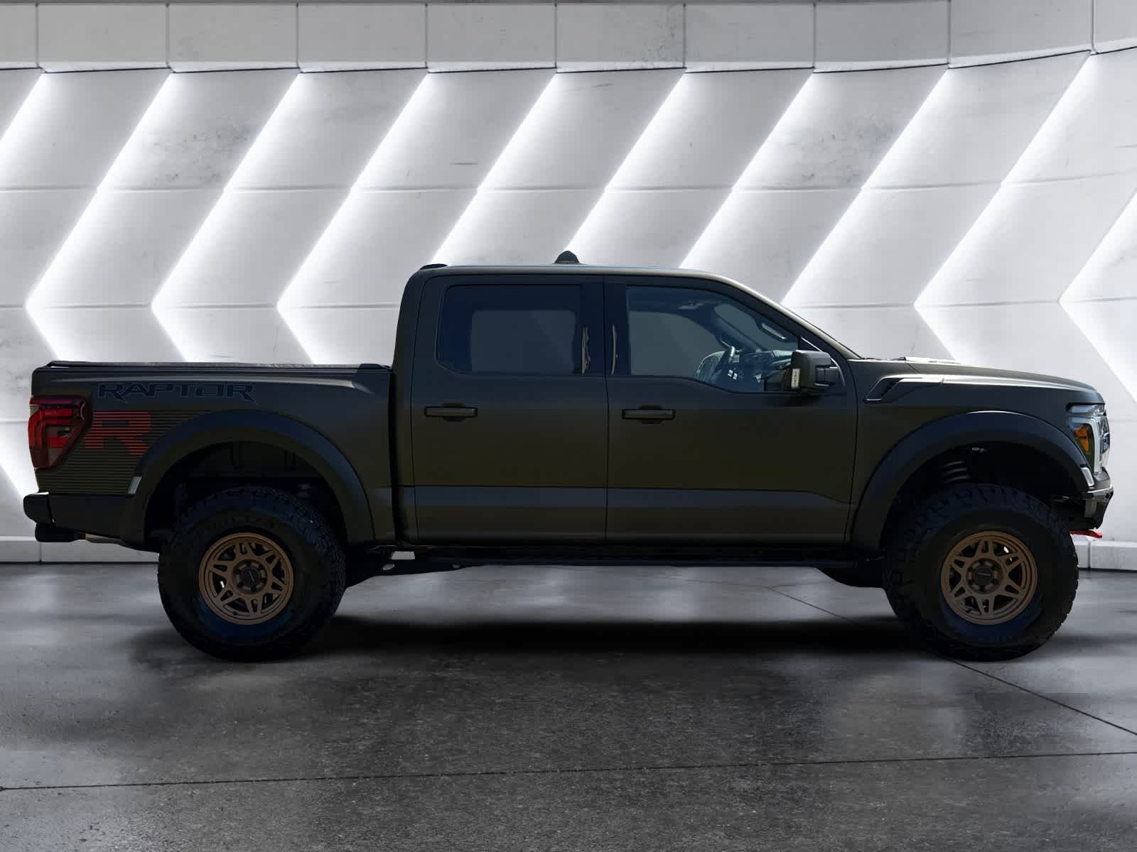 used 2024 Ford F-150 car, priced at $124,998