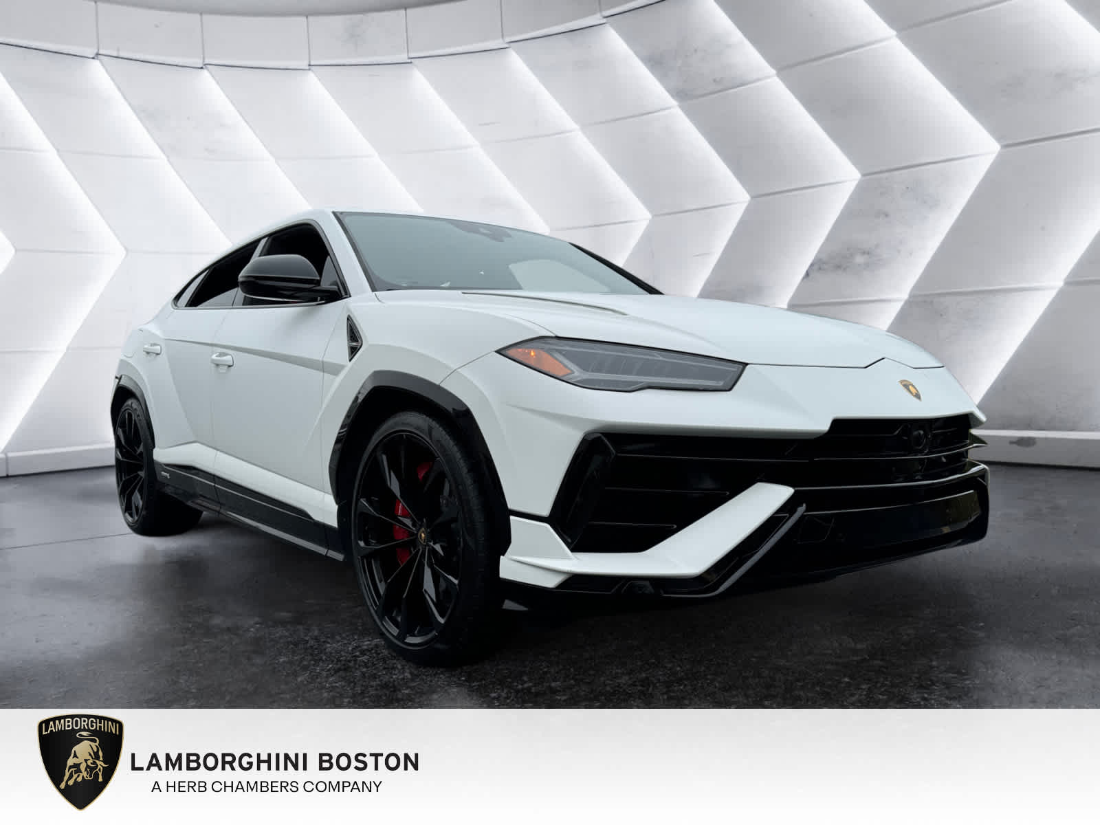 used 2023 Lamborghini Urus car, priced at $253,298