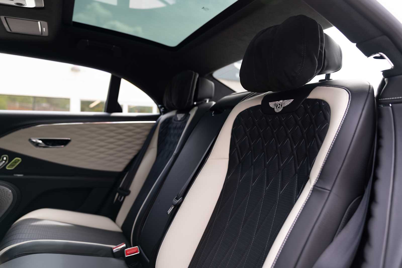 used 2023 Bentley Flying Spur car
