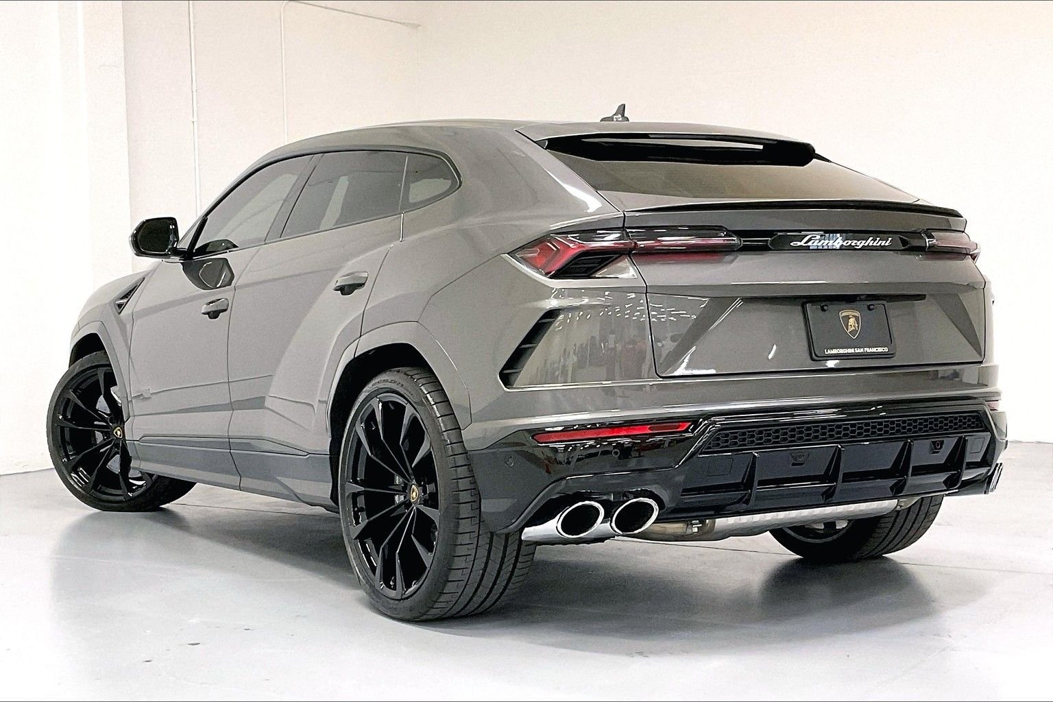 used 2021 Lamborghini Urus car, priced at $219,991