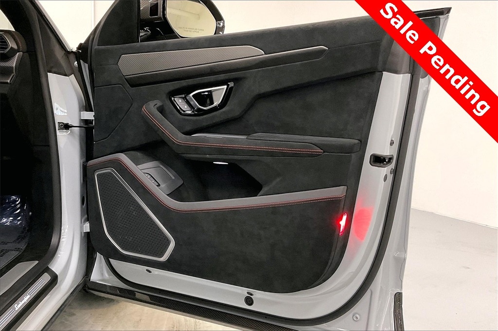 used 2023 Lamborghini Urus car, priced at $279,991