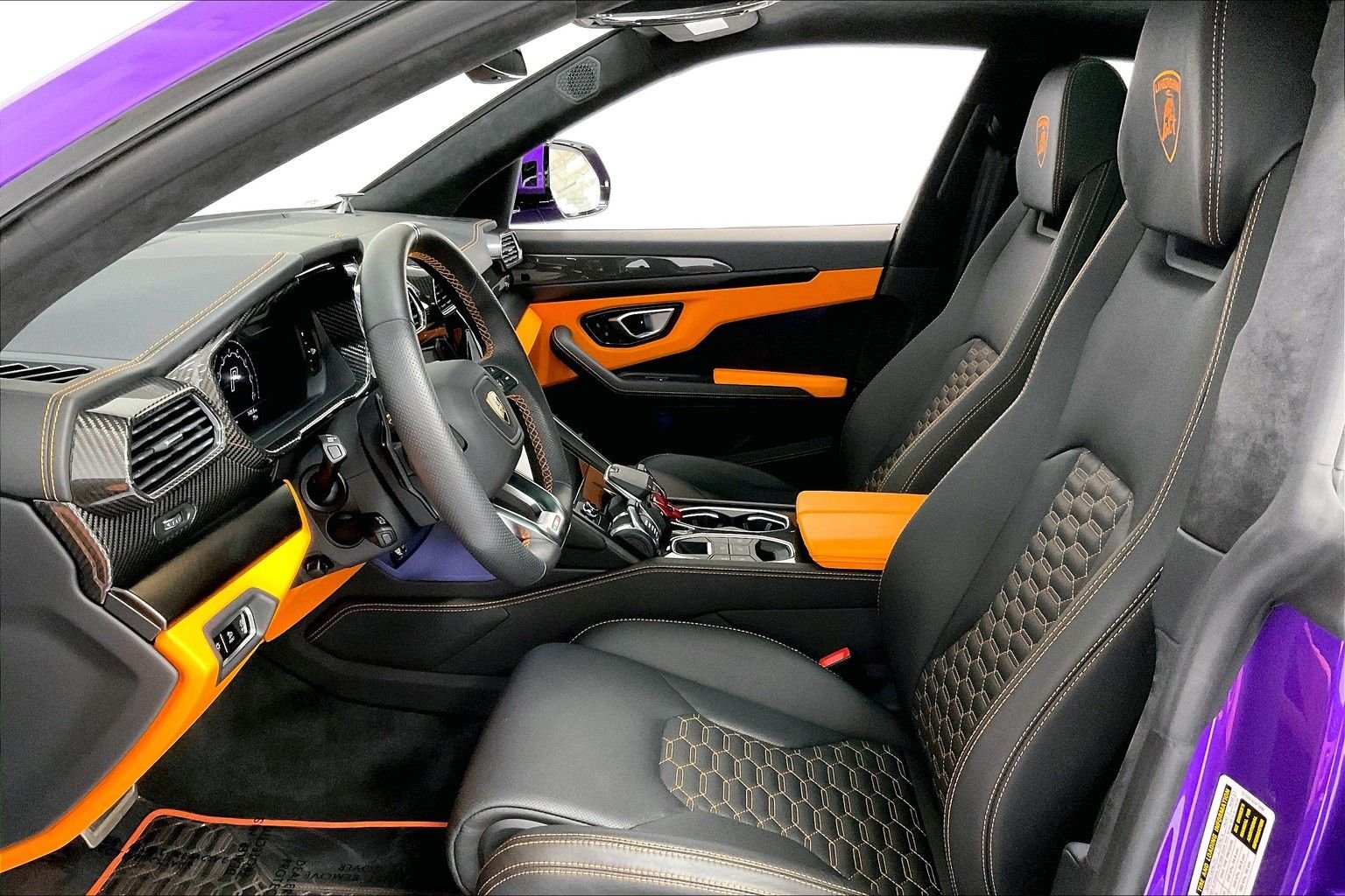 used 2022 Lamborghini Urus car, priced at $229,991