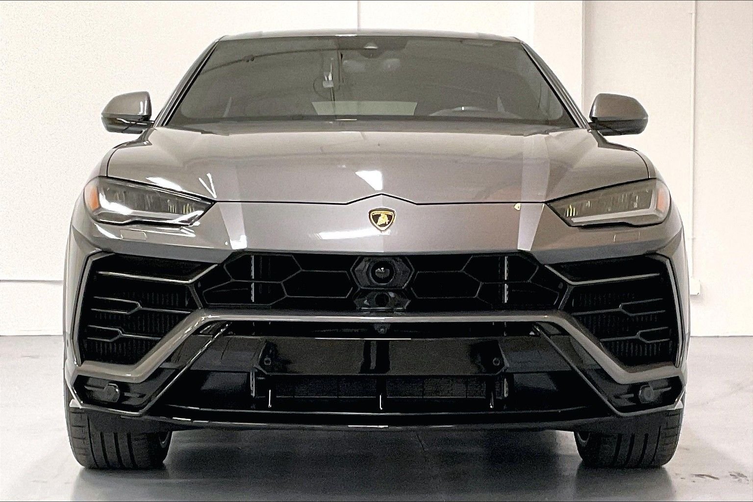 used 2021 Lamborghini Urus car, priced at $219,991